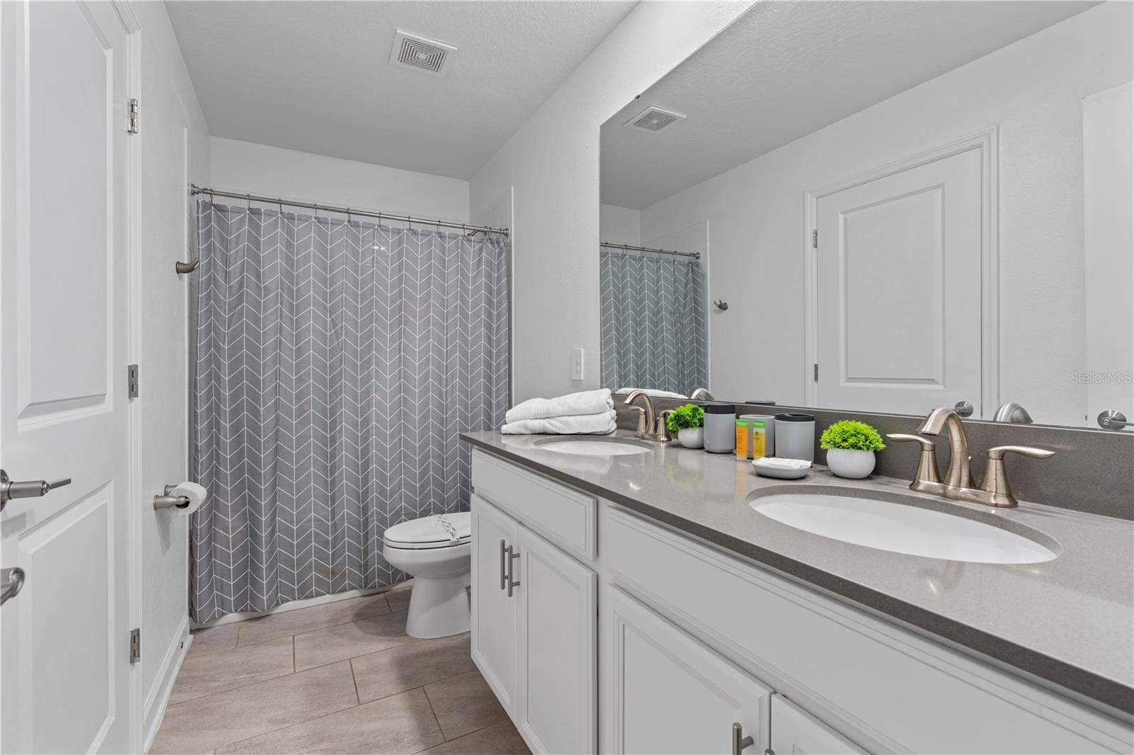 9190 SOMMERSET HILLS DR