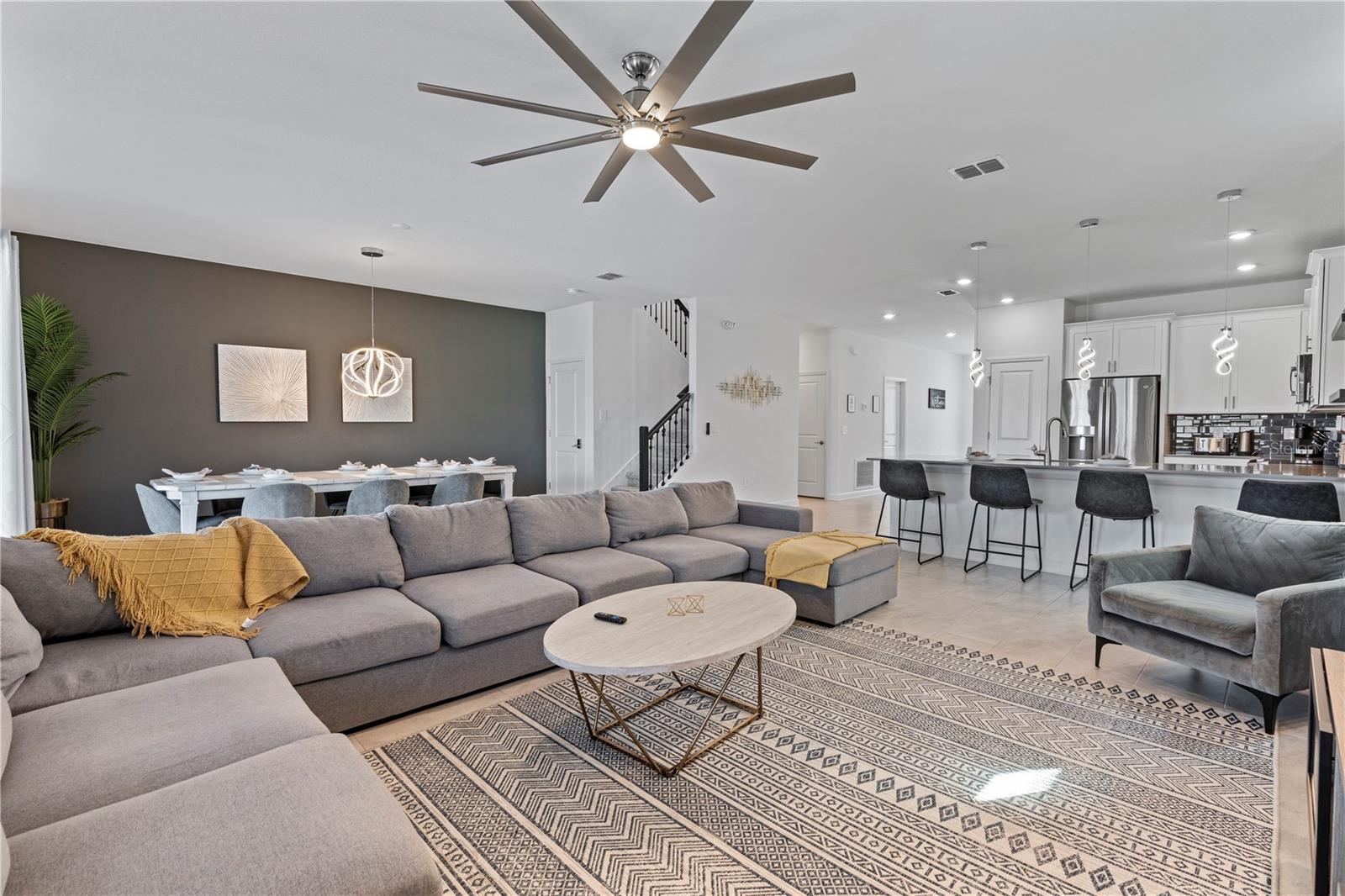 9190 SOMMERSET HILLS DR