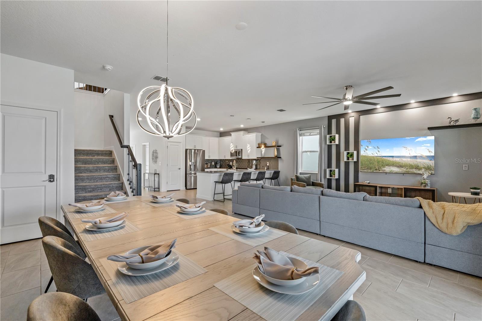 9190 SOMMERSET HILLS DR