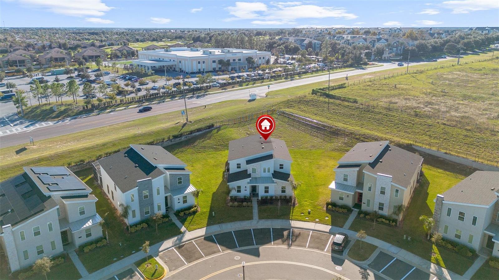 9080 SOMMERSET HILLS DR