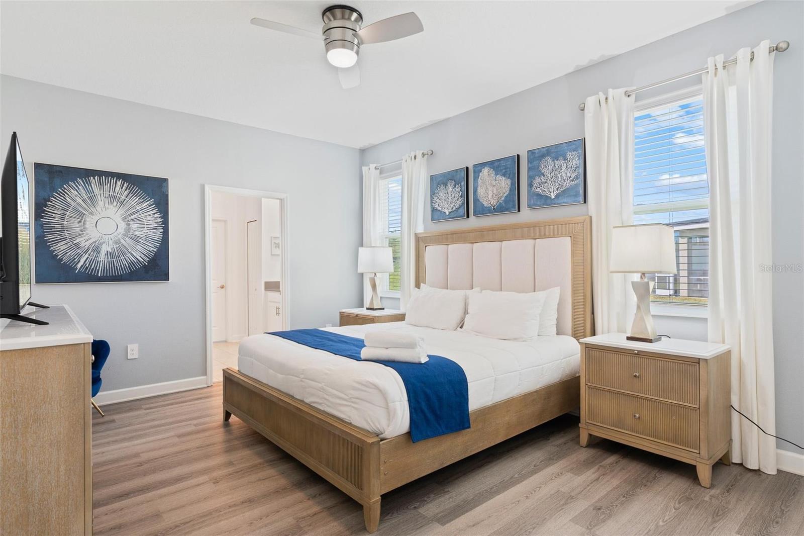 9080 SOMMERSET HILLS DR