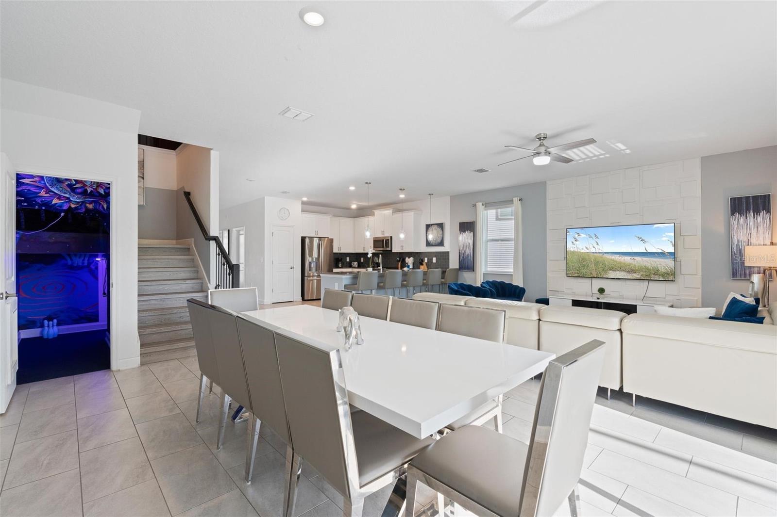 9080 SOMMERSET HILLS DR