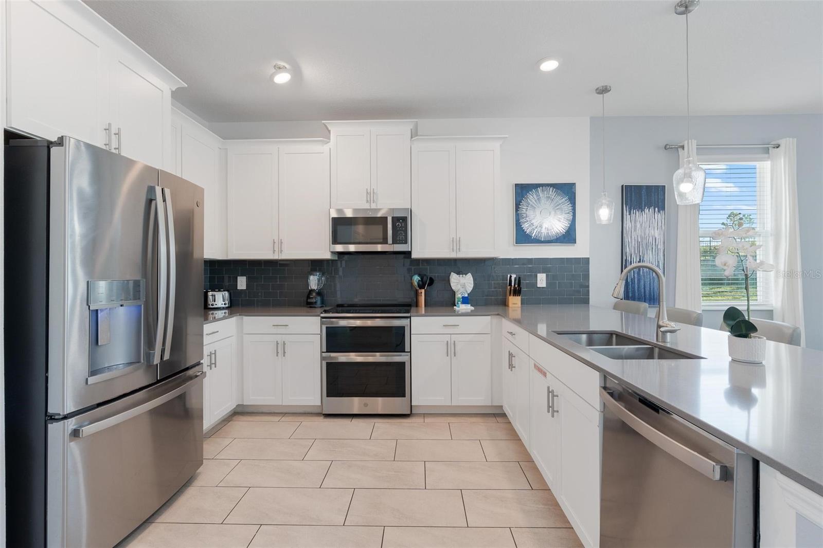 9080 SOMMERSET HILLS DR