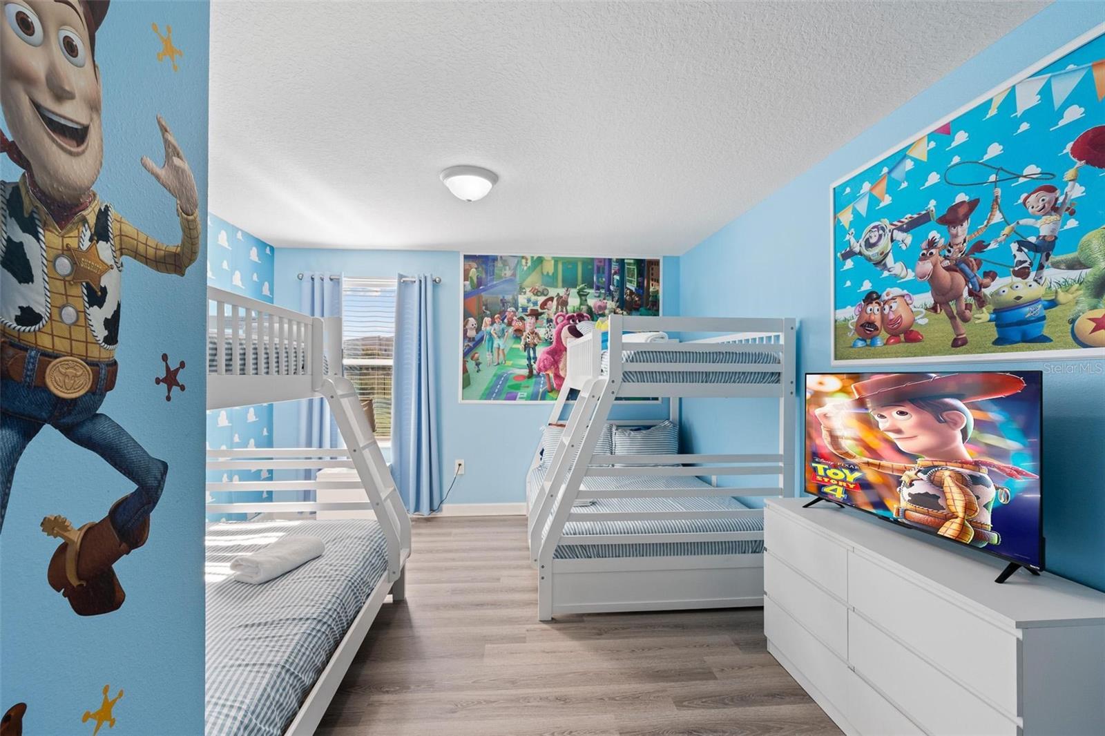 9080 SOMMERSET HILLS DR