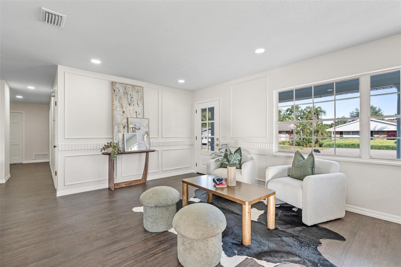 812 ARLINGTON BLVD