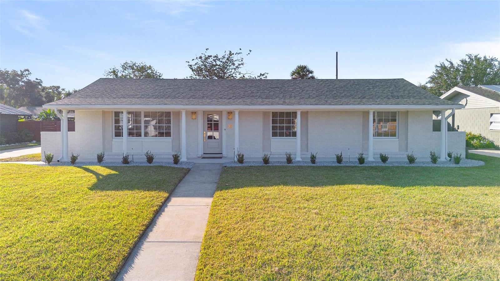 812 ARLINGTON BLVD