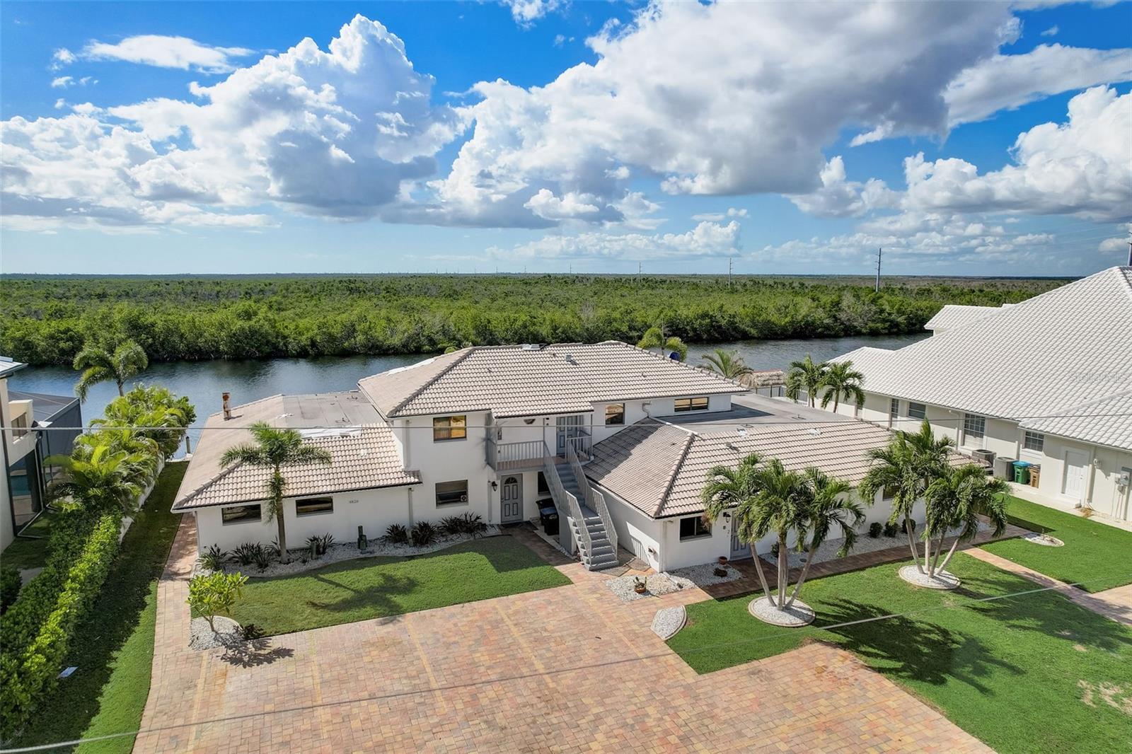 4826 SW 29TH AVE #1-4