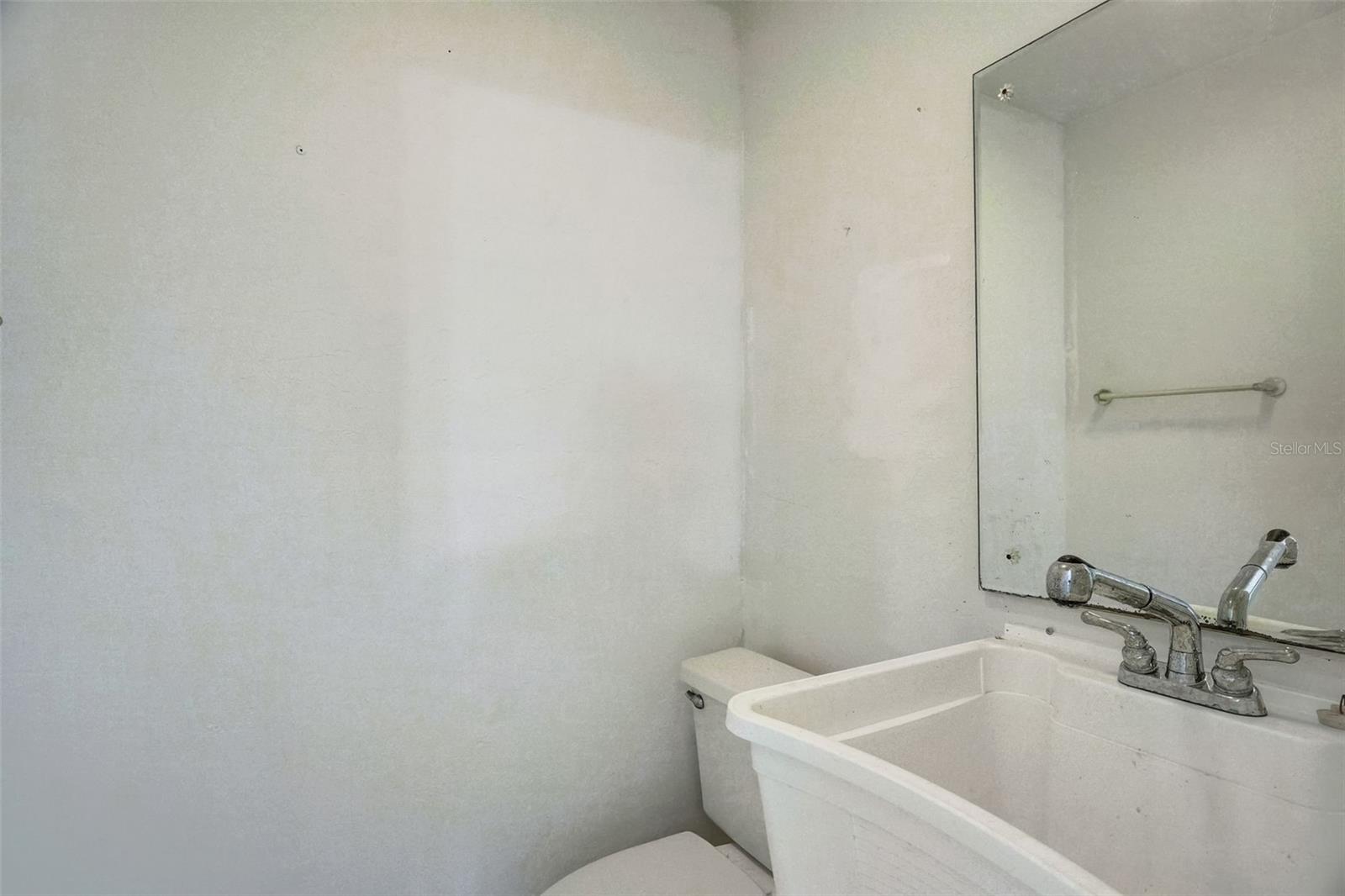 4826 SW 29TH AVE #1-4