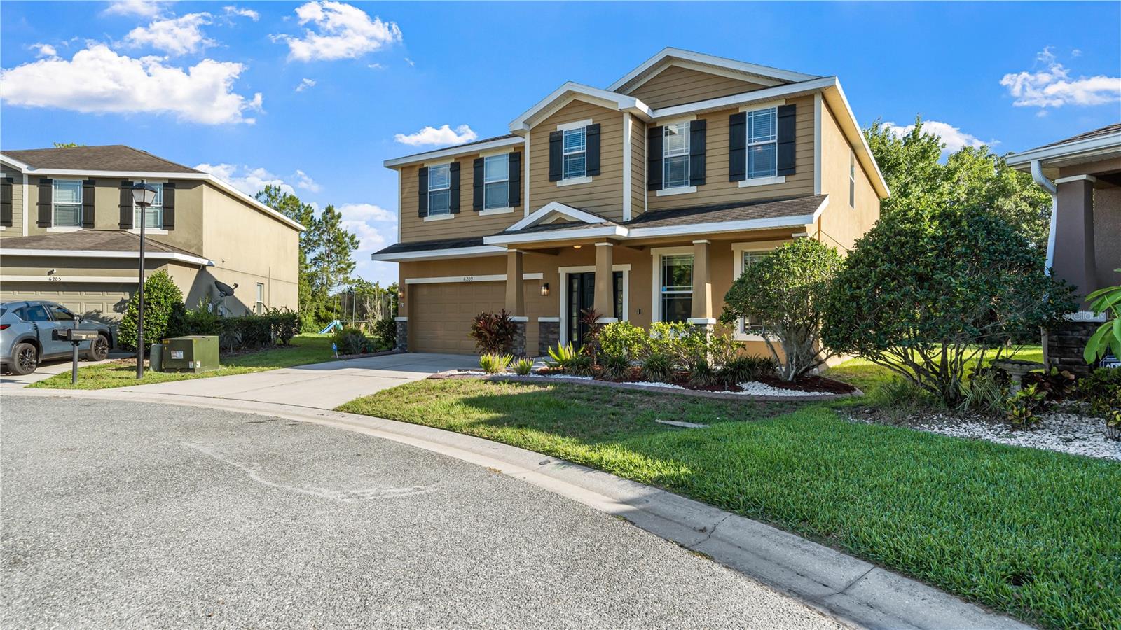 6209 HAWK GROVE CT