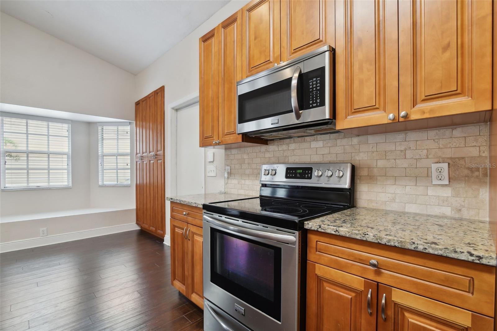 3554 DEER RUN S