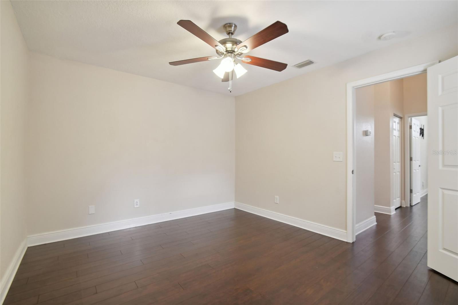 3554 DEER RUN S