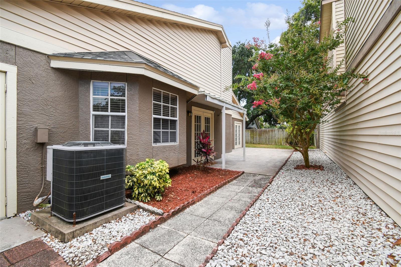 3554 DEER RUN S