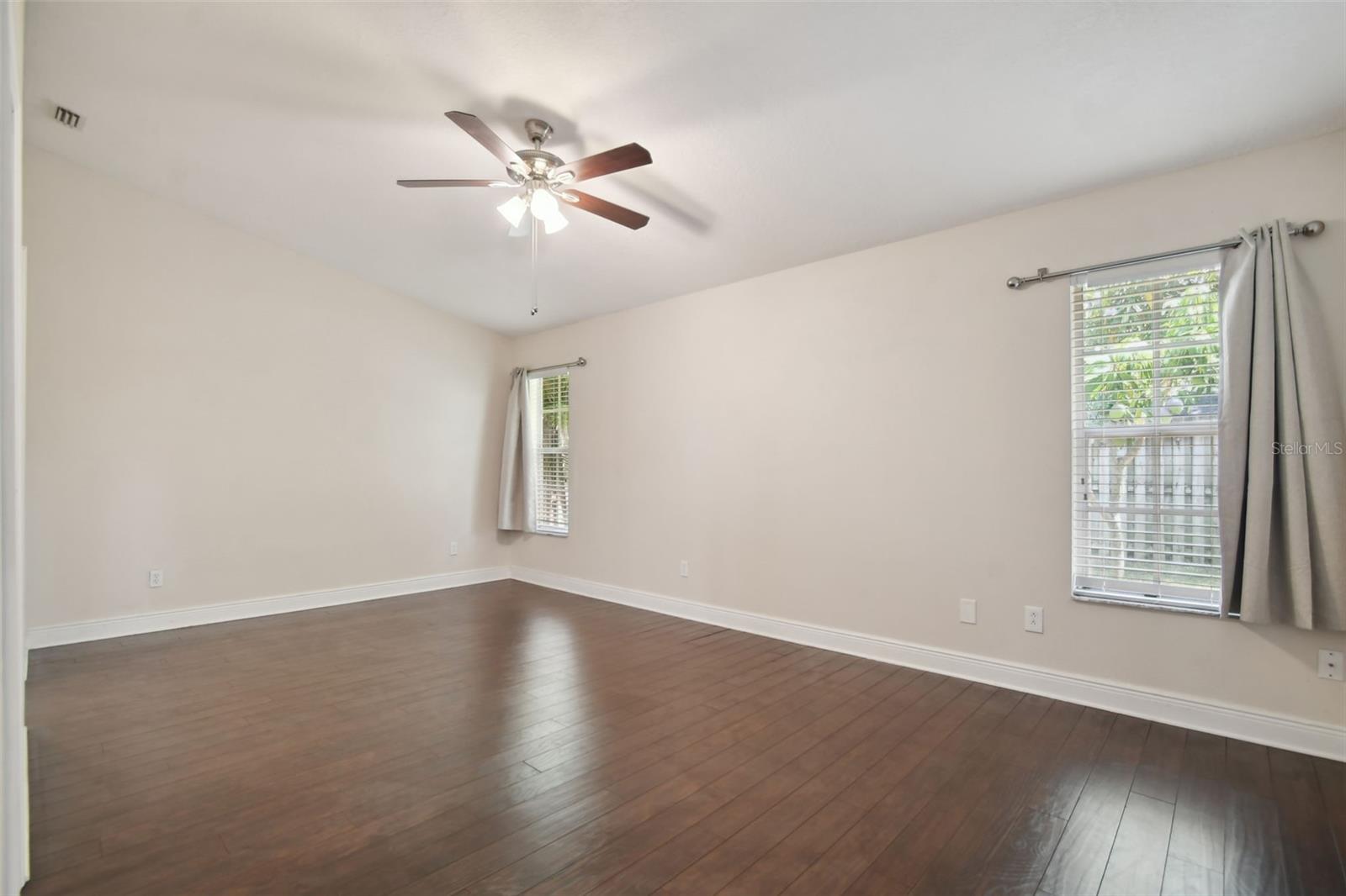 3554 DEER RUN S