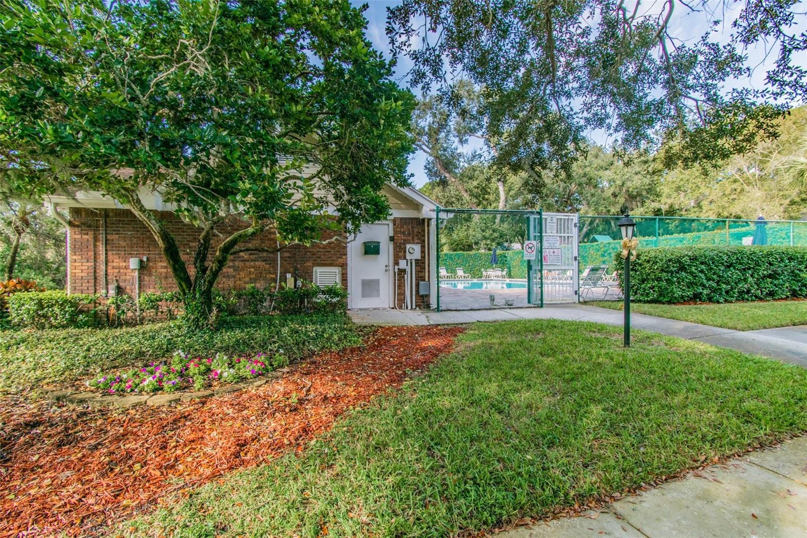 3554 DEER RUN S
