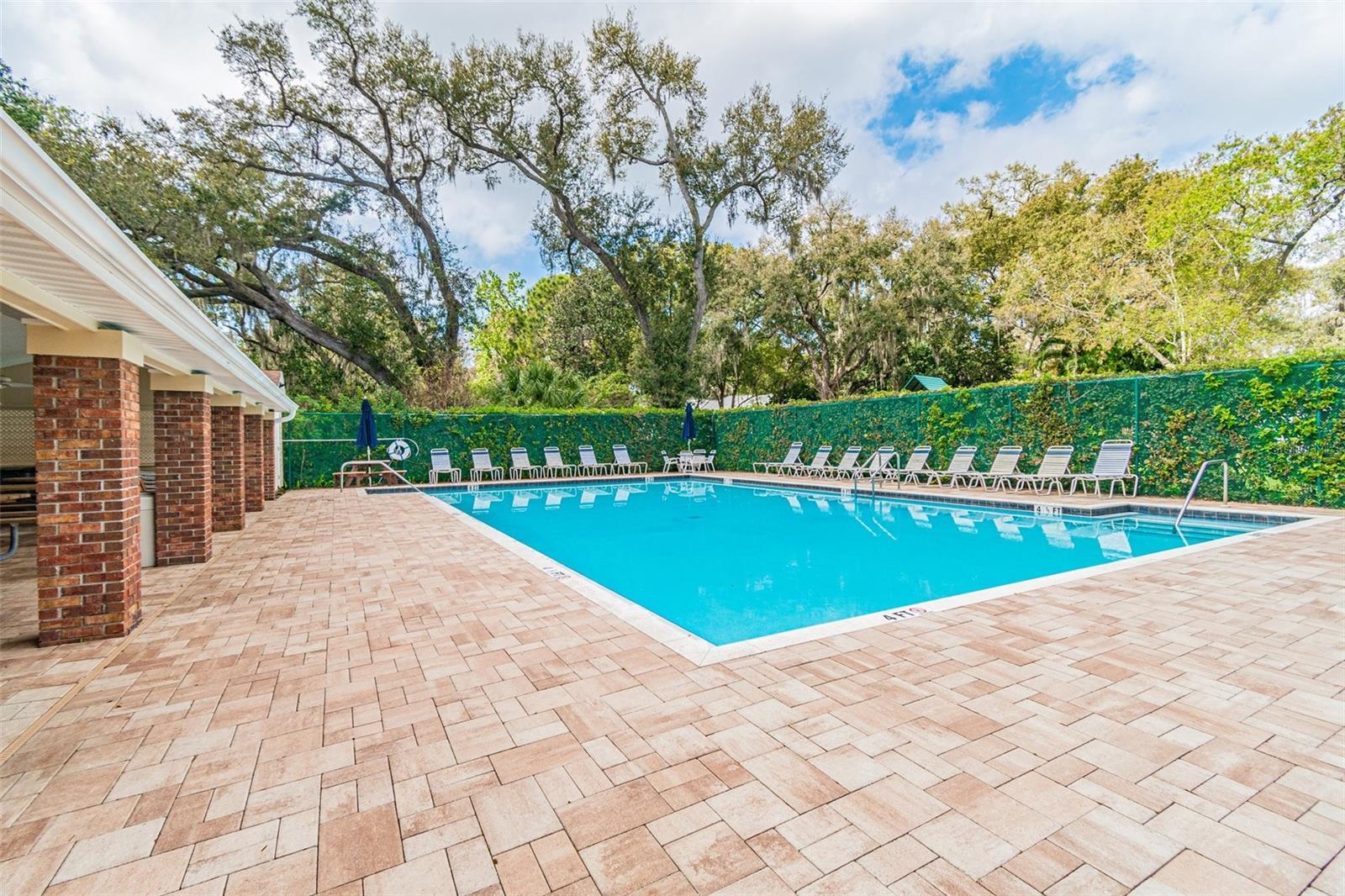 3554 DEER RUN S