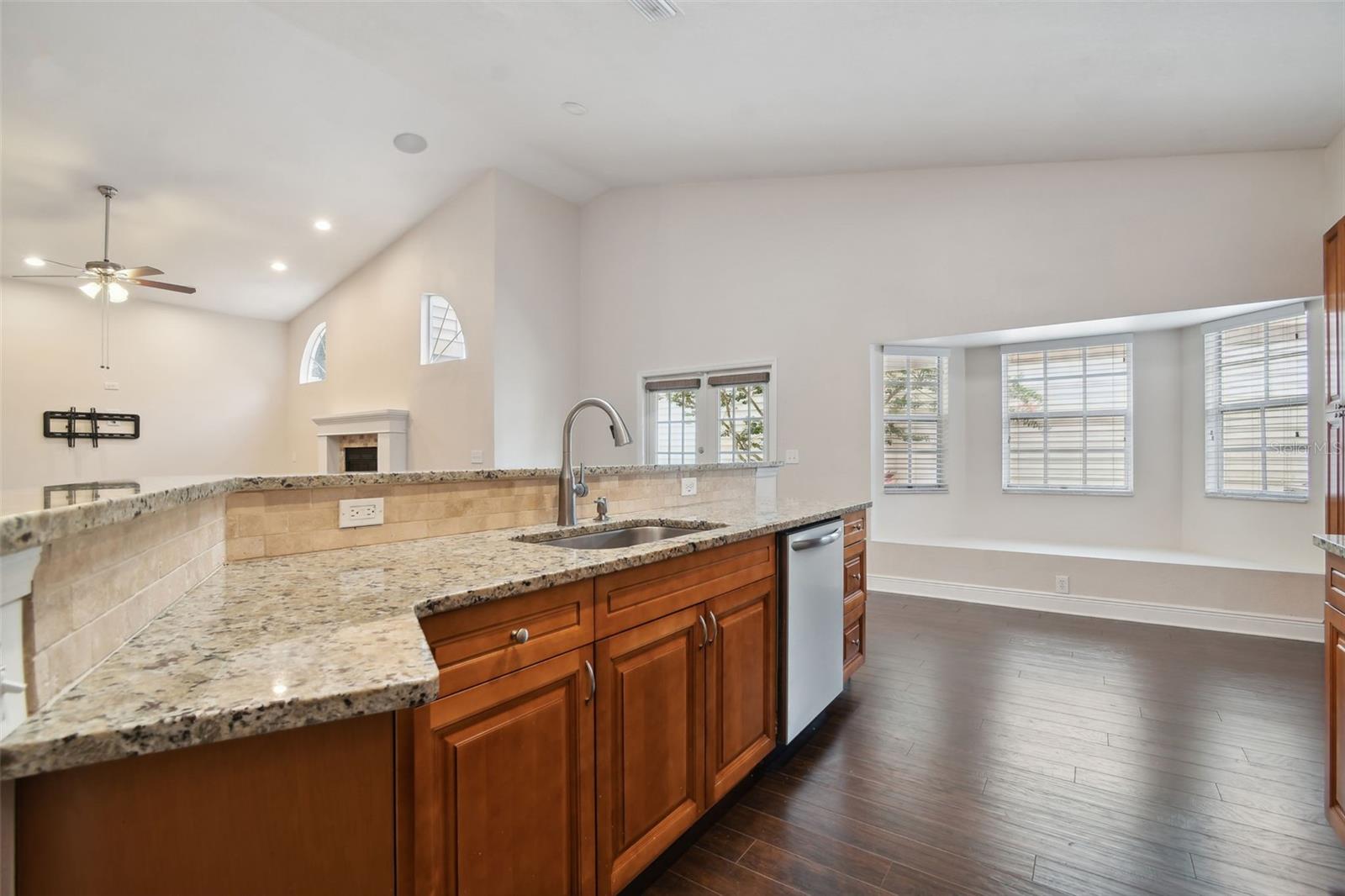3554 DEER RUN S