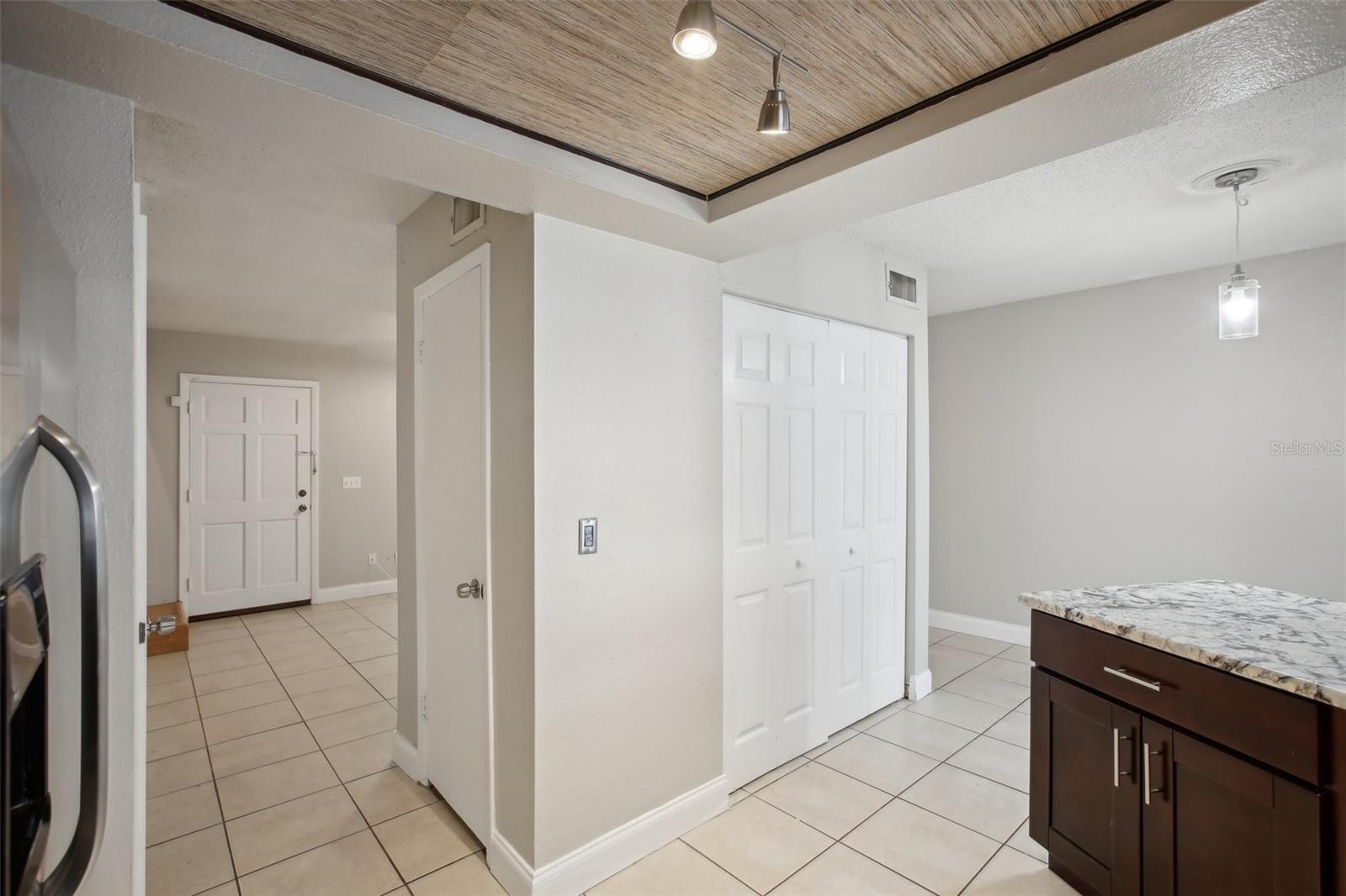 7613 WOODBRIDGE BLVD