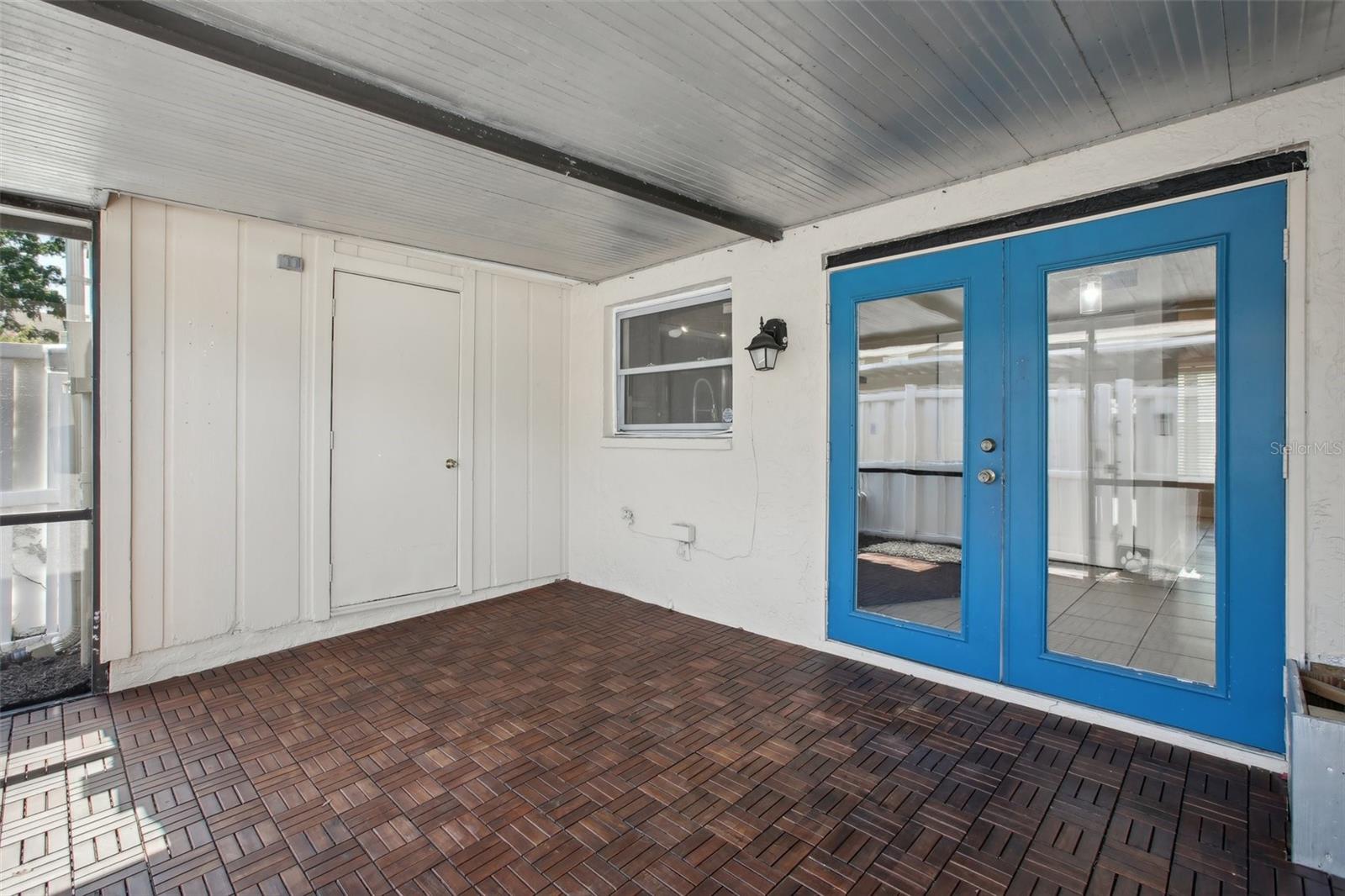 7613 WOODBRIDGE BLVD