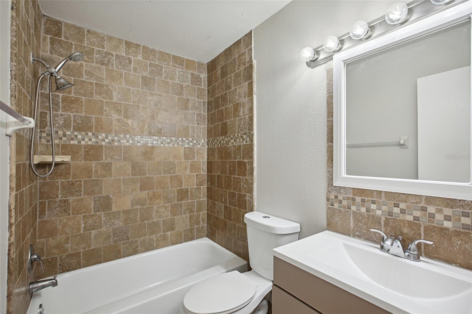 7613 WOODBRIDGE BLVD