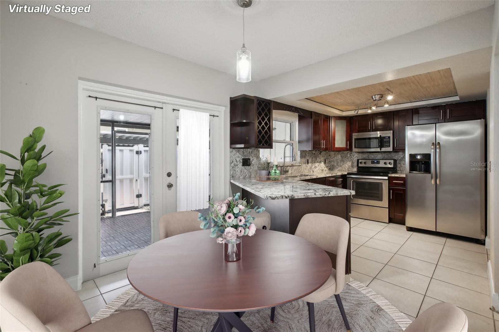 7613 WOODBRIDGE BLVD