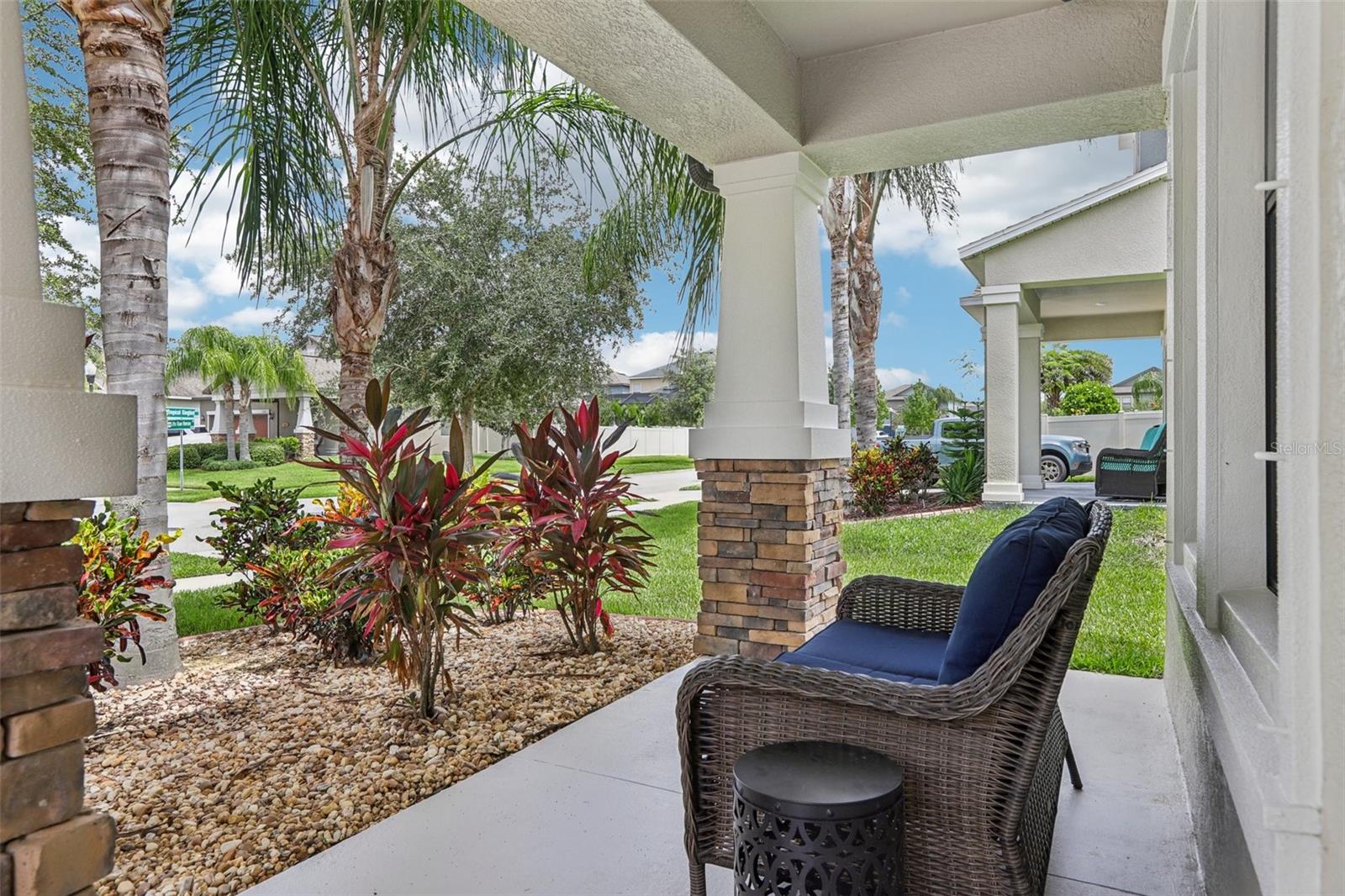 14093 TROPICAL KINGBIRD WAY