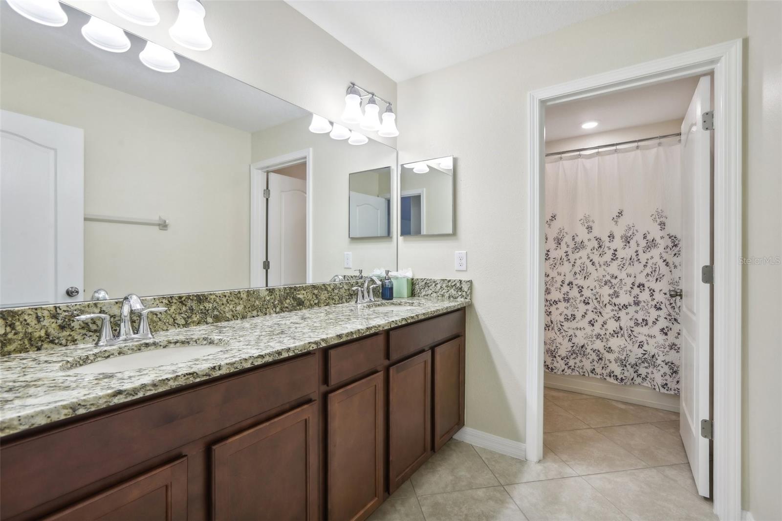 14093 TROPICAL KINGBIRD WAY