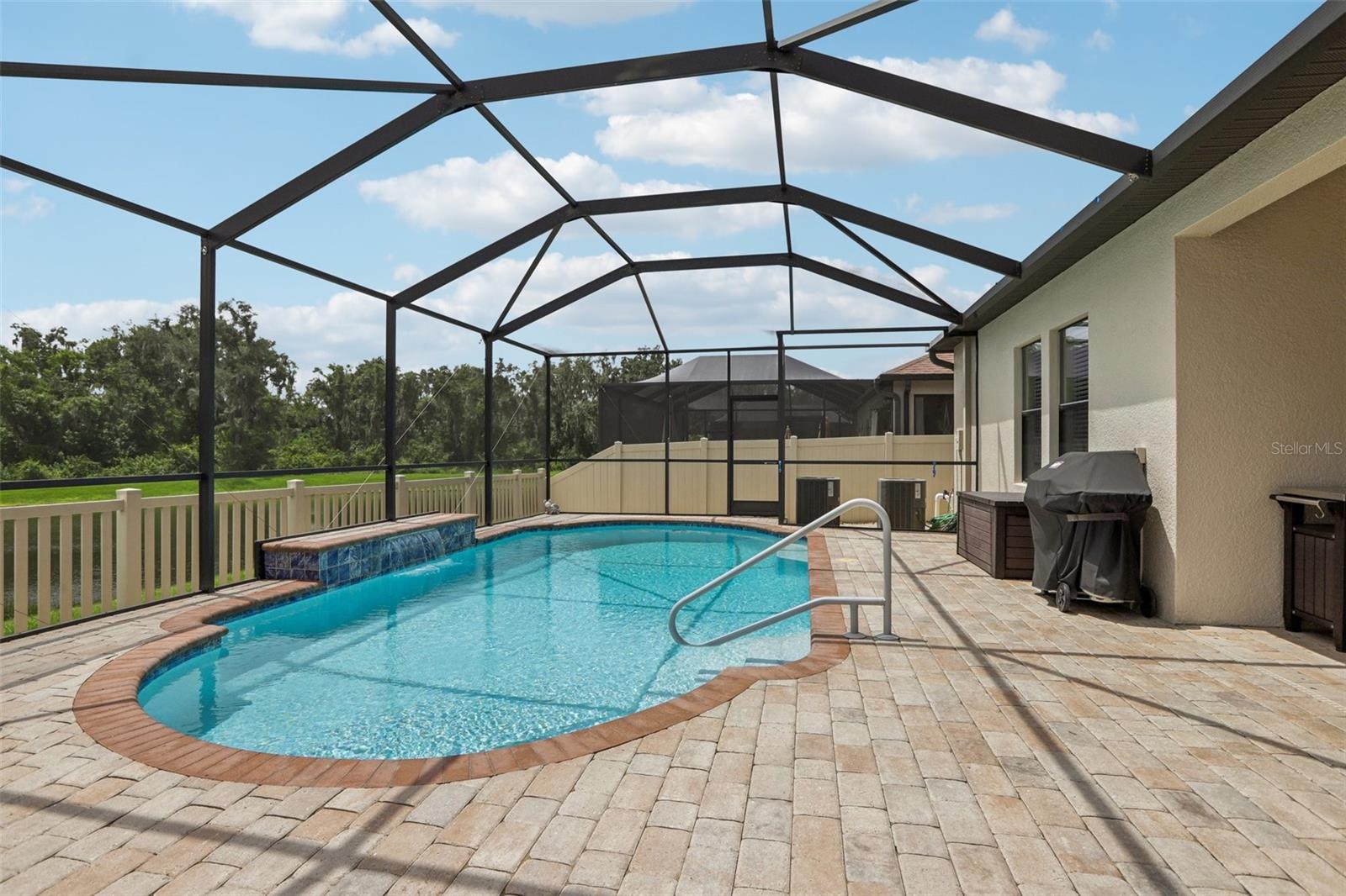 14093 TROPICAL KINGBIRD WAY