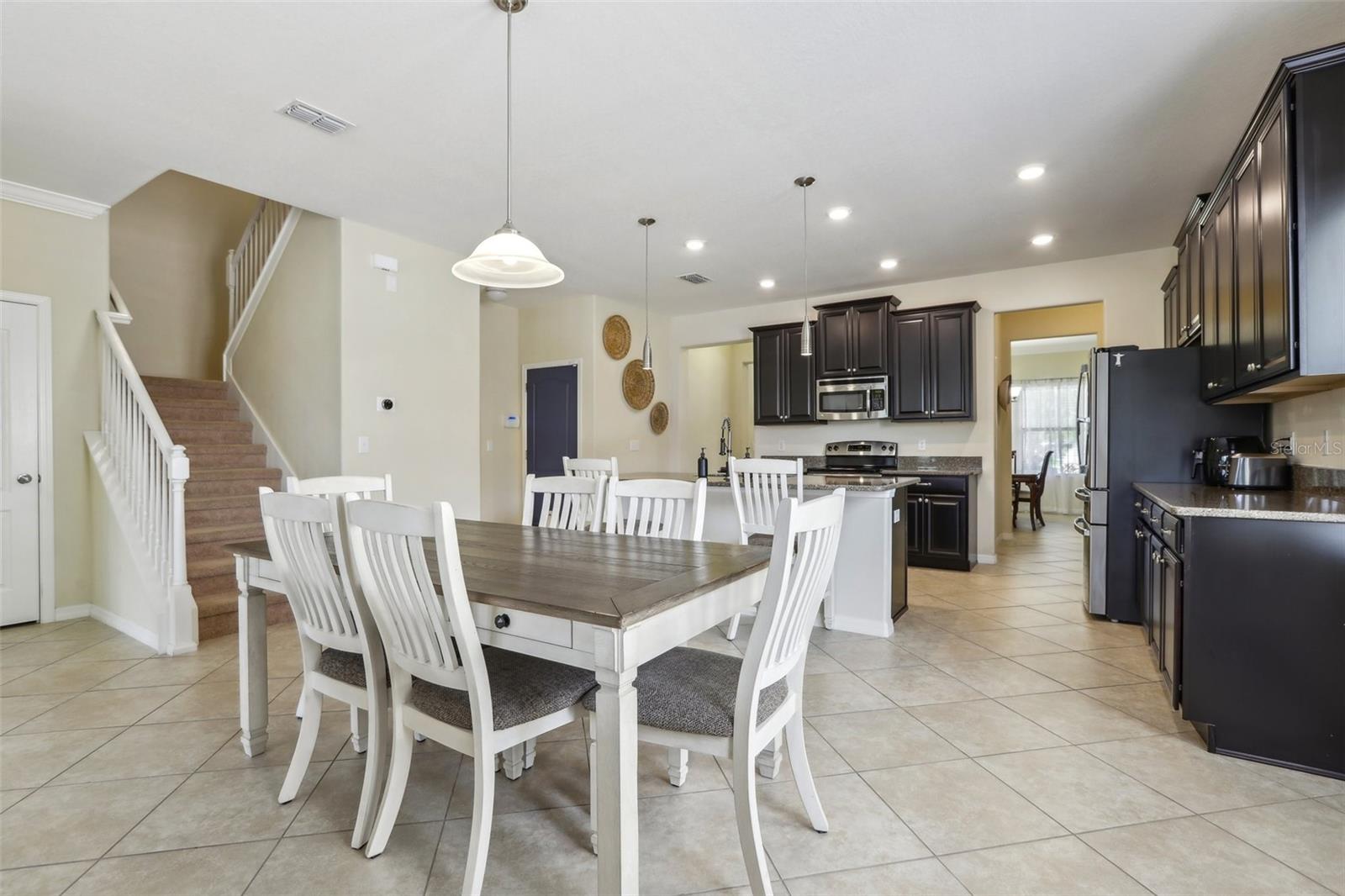 14093 TROPICAL KINGBIRD WAY