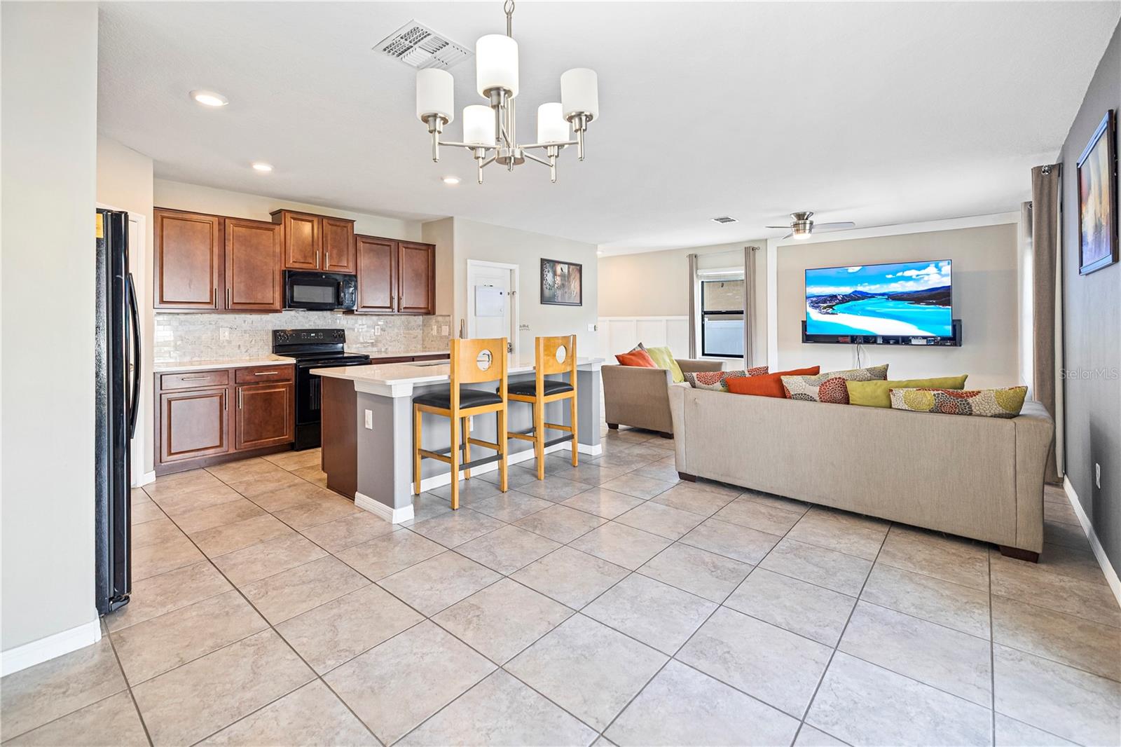 13923 ARBOR PINES DR