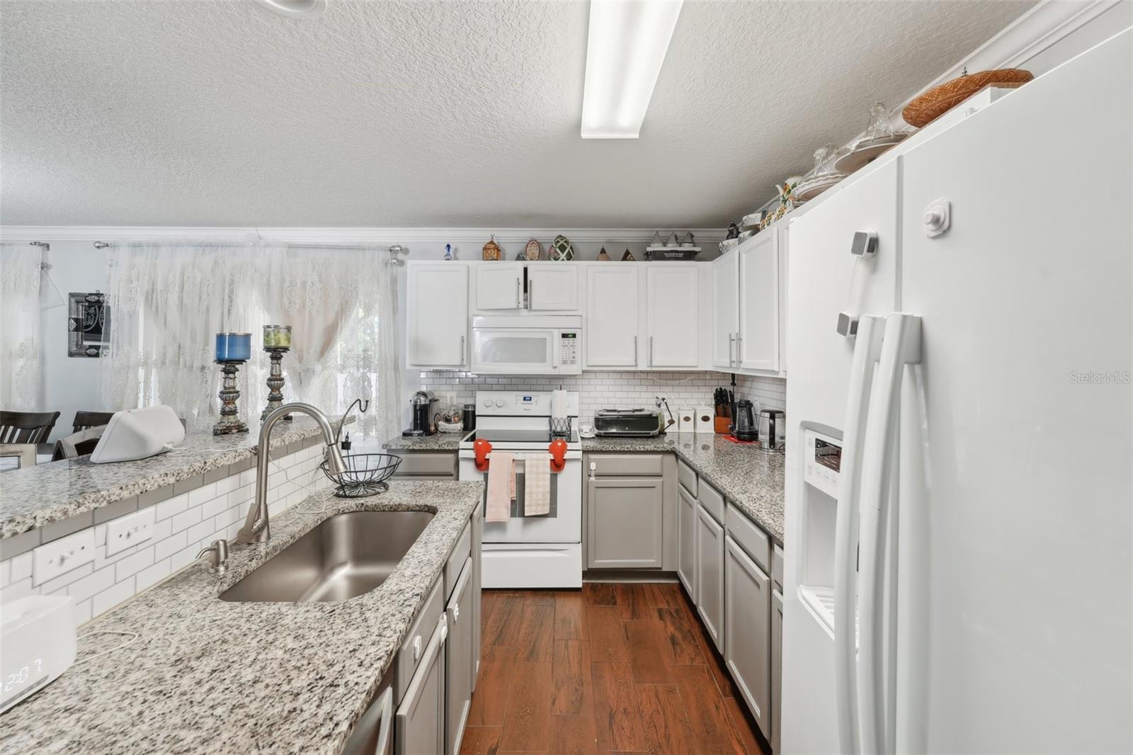 5302 ALOHA SEED DR