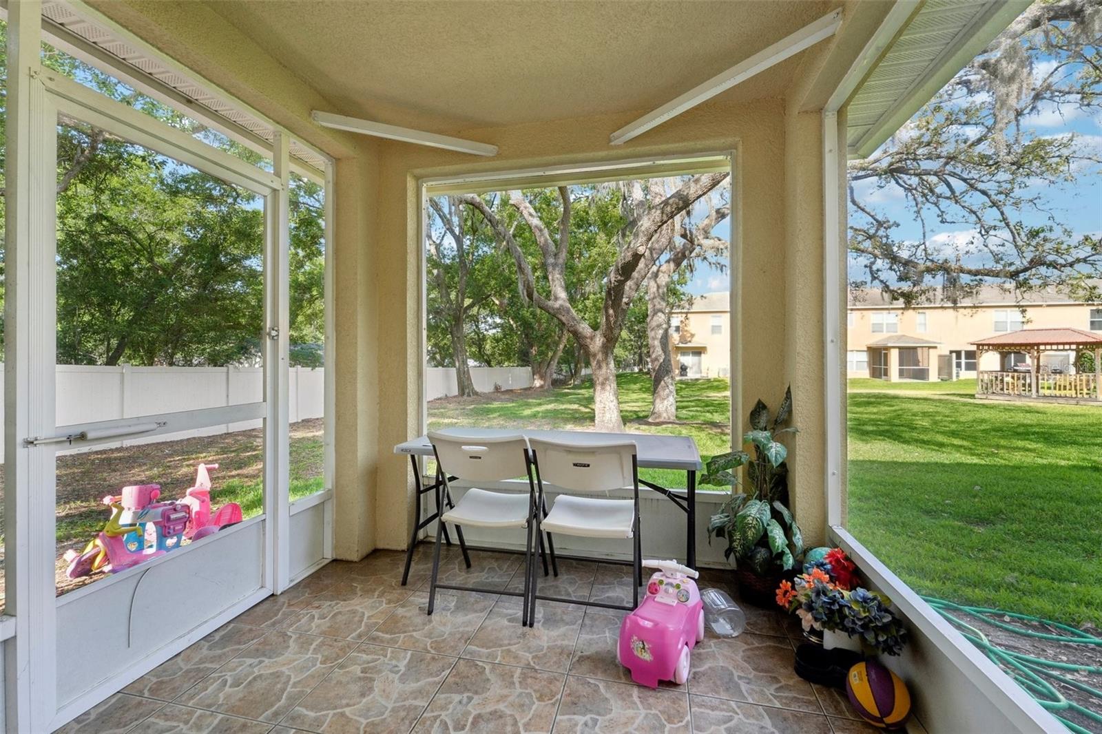 5302 ALOHA SEED DR