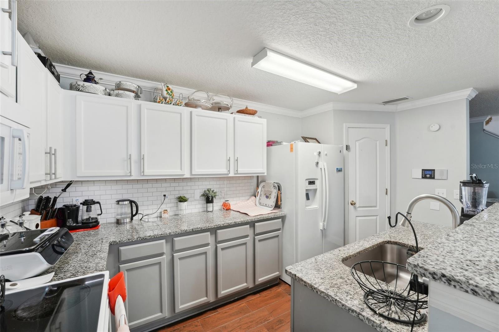 5302 ALOHA SEED DR