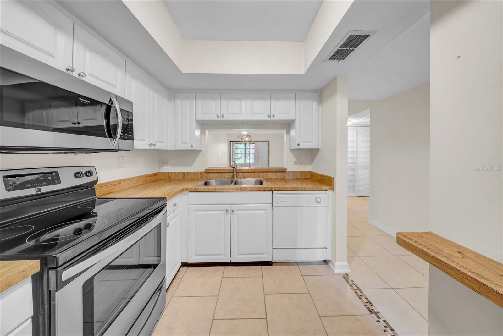 3038 EASTLAND BLVD #F102