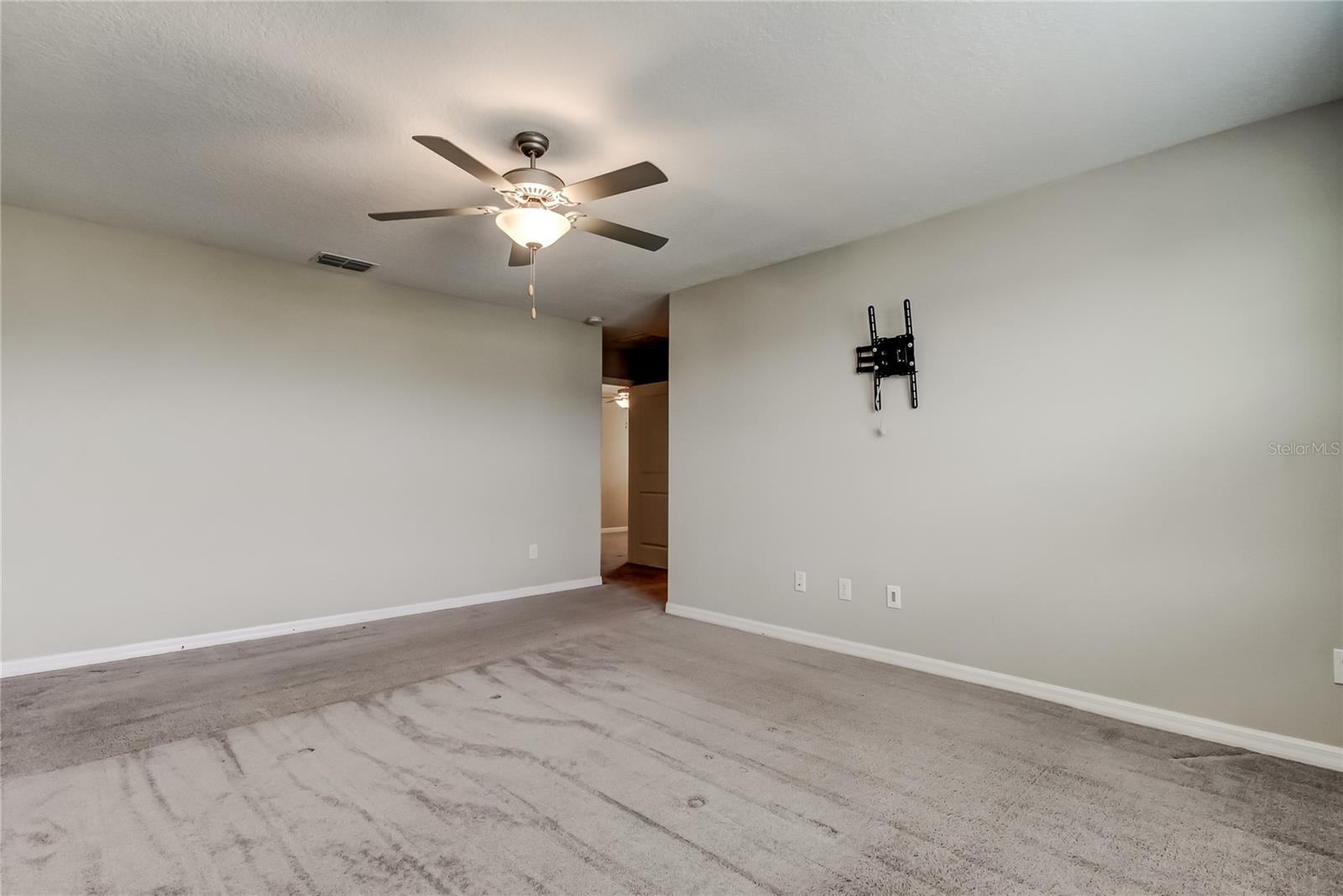 31592 BARREL WAVE WAY