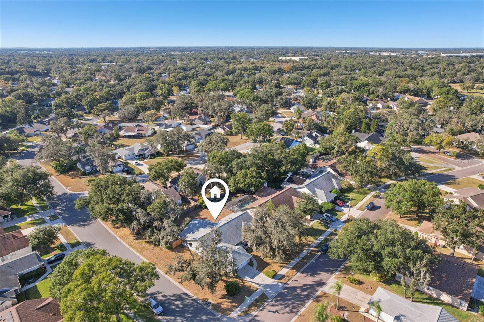 3225 PINE CLUB DR