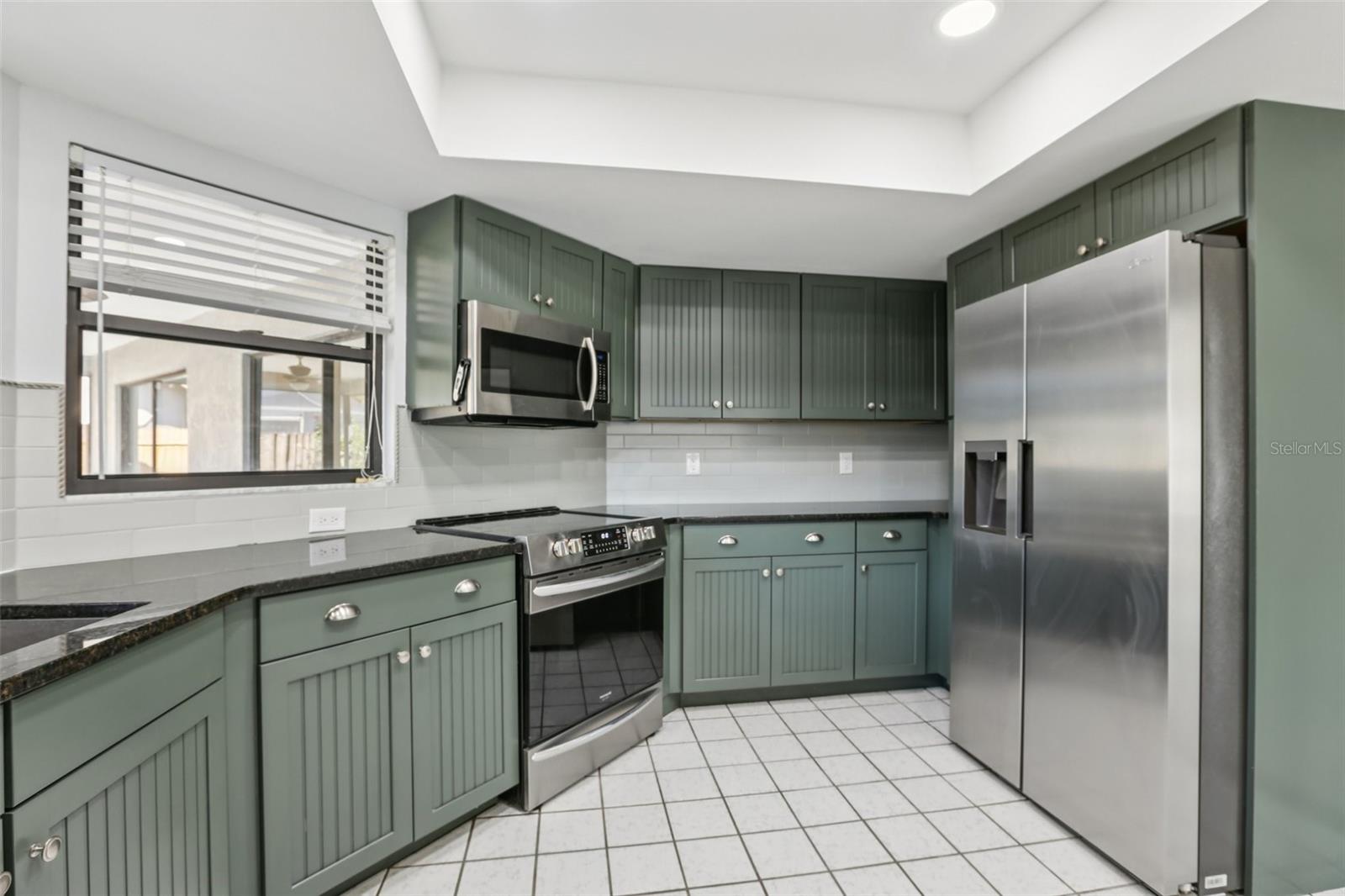 3225 PINE CLUB DR