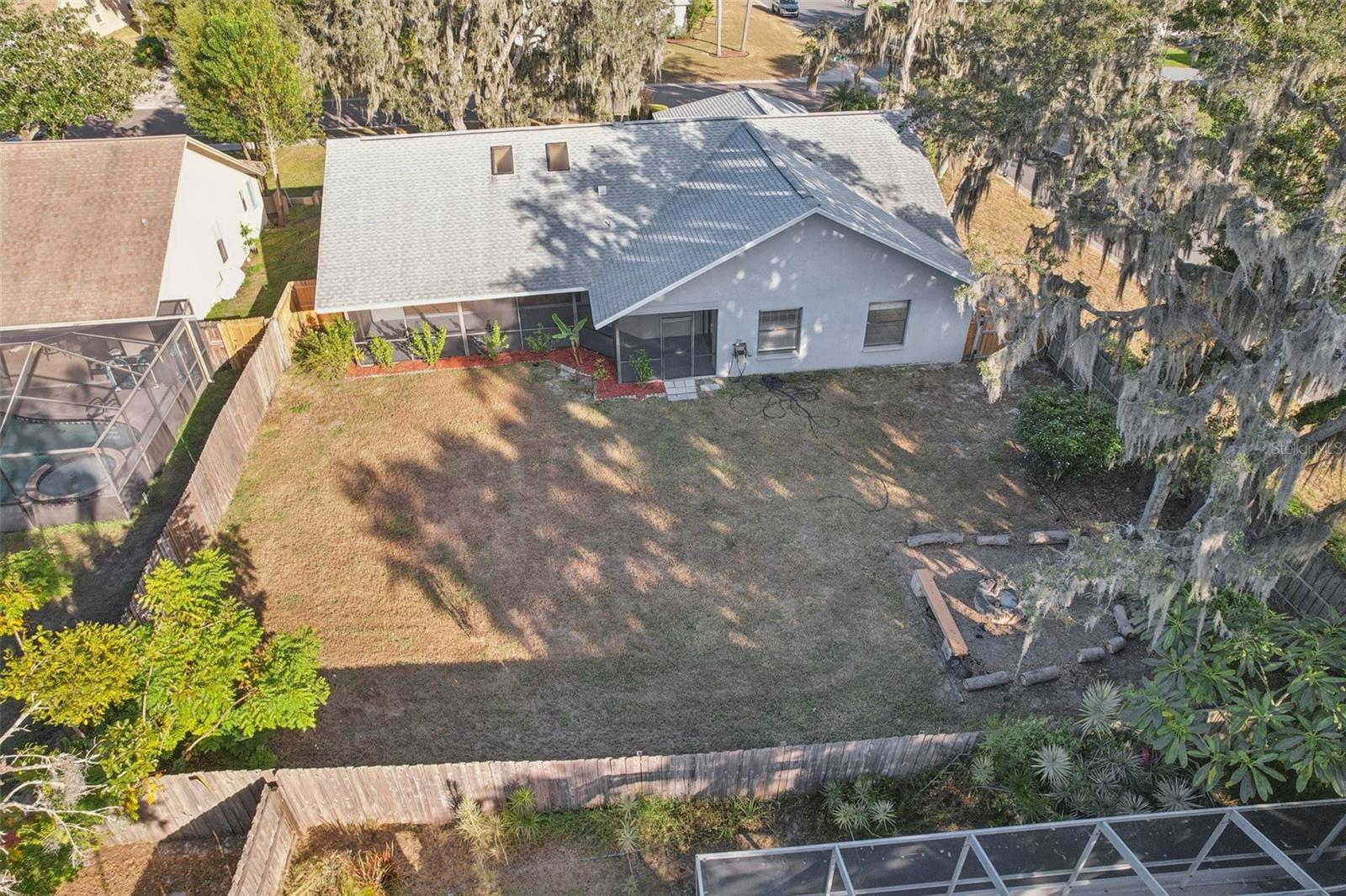 3225 PINE CLUB DR