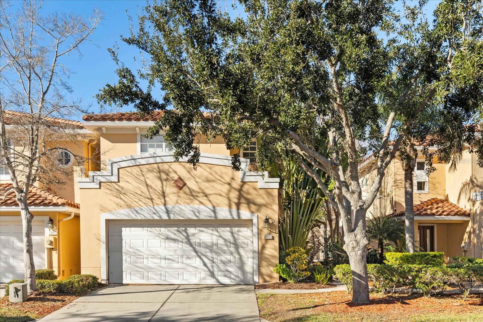 171 VALENCIA CIR