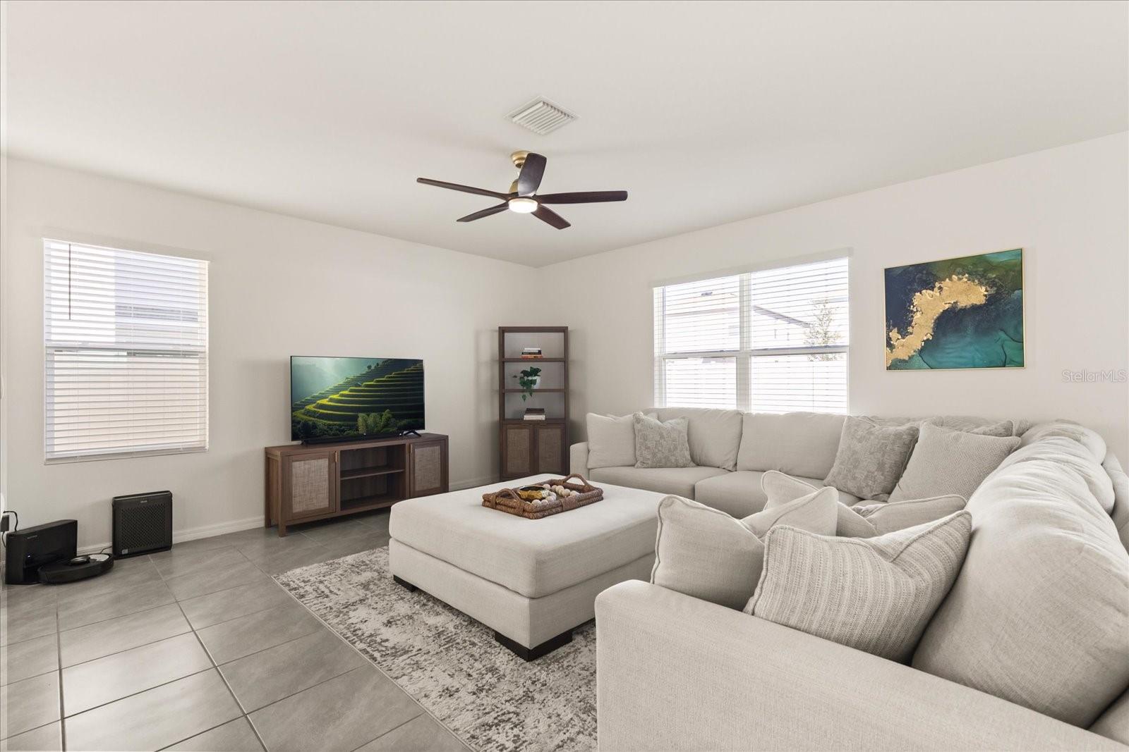 5640 WANDERING WILLOW DR