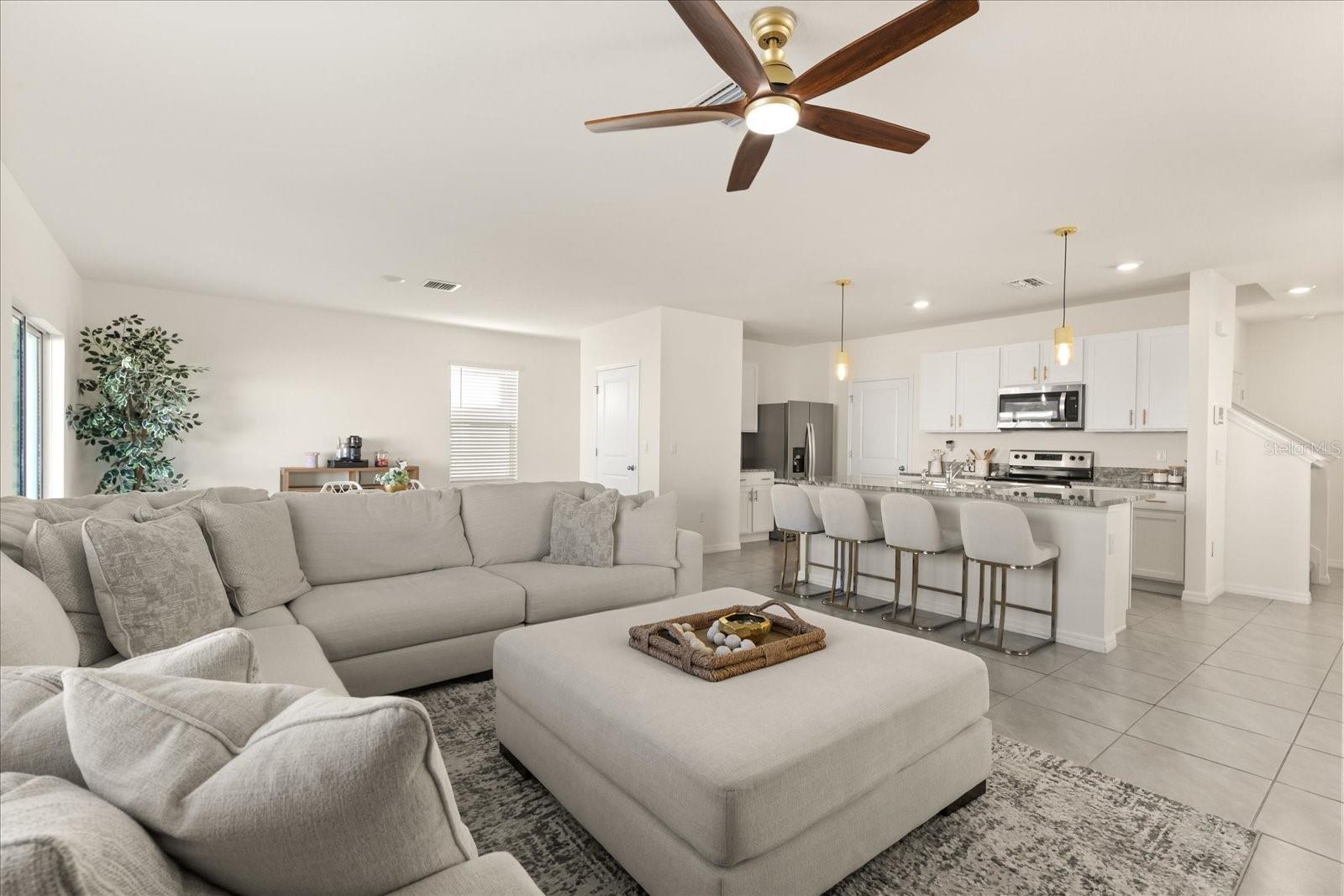 5640 WANDERING WILLOW DR