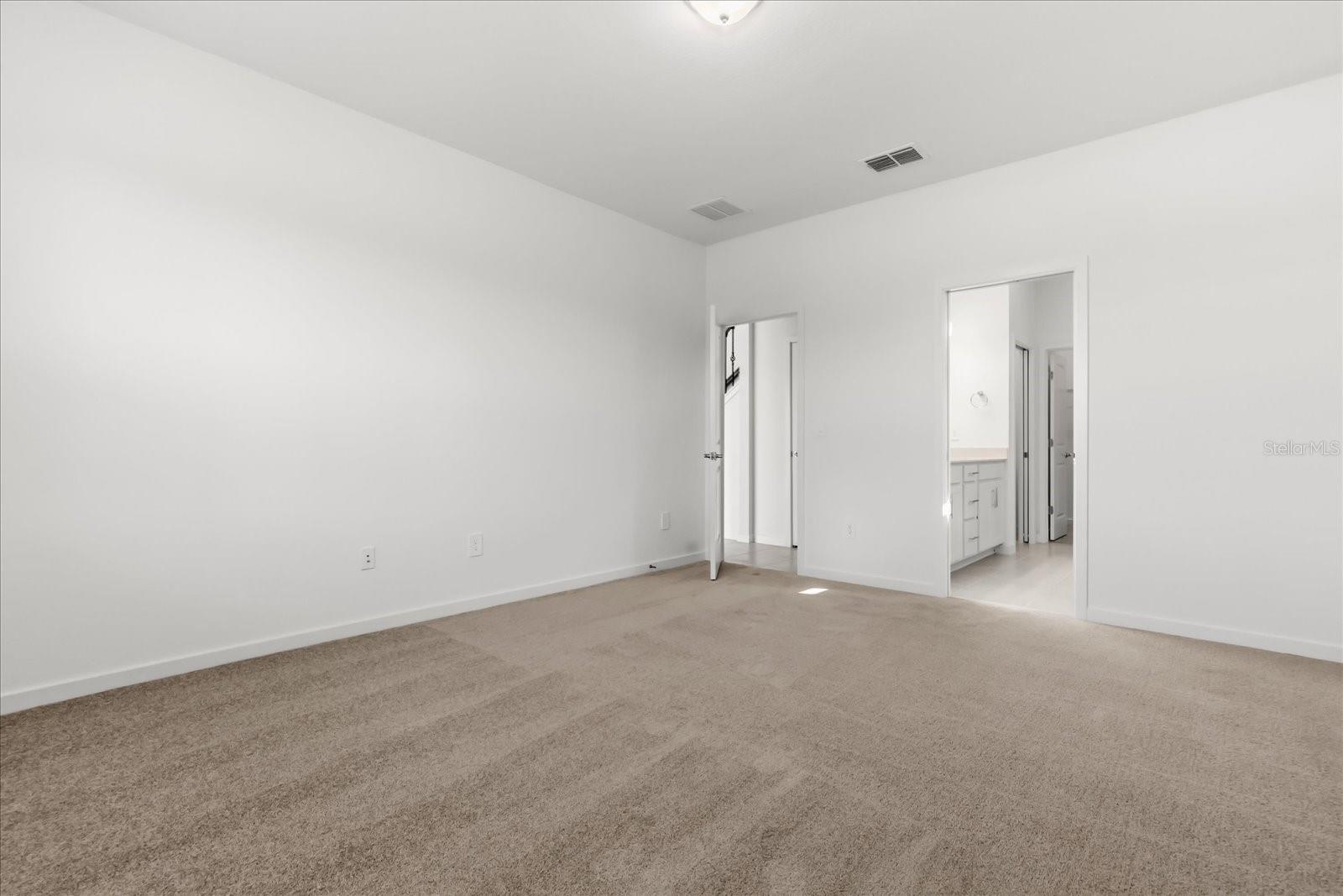 11216 SYCAMORE GLEN LOOP