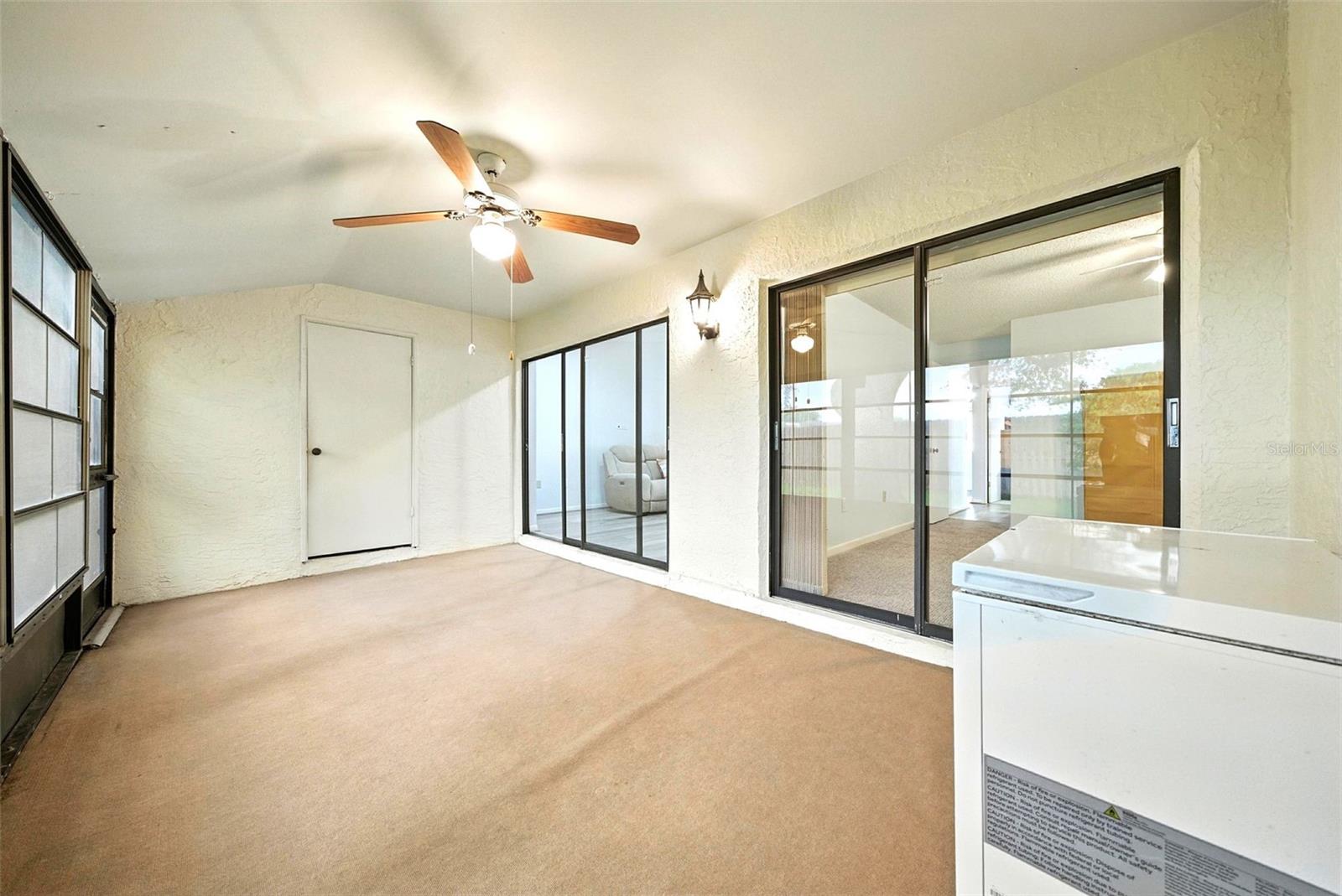 1725 PINE RIDGE WAY E #518E