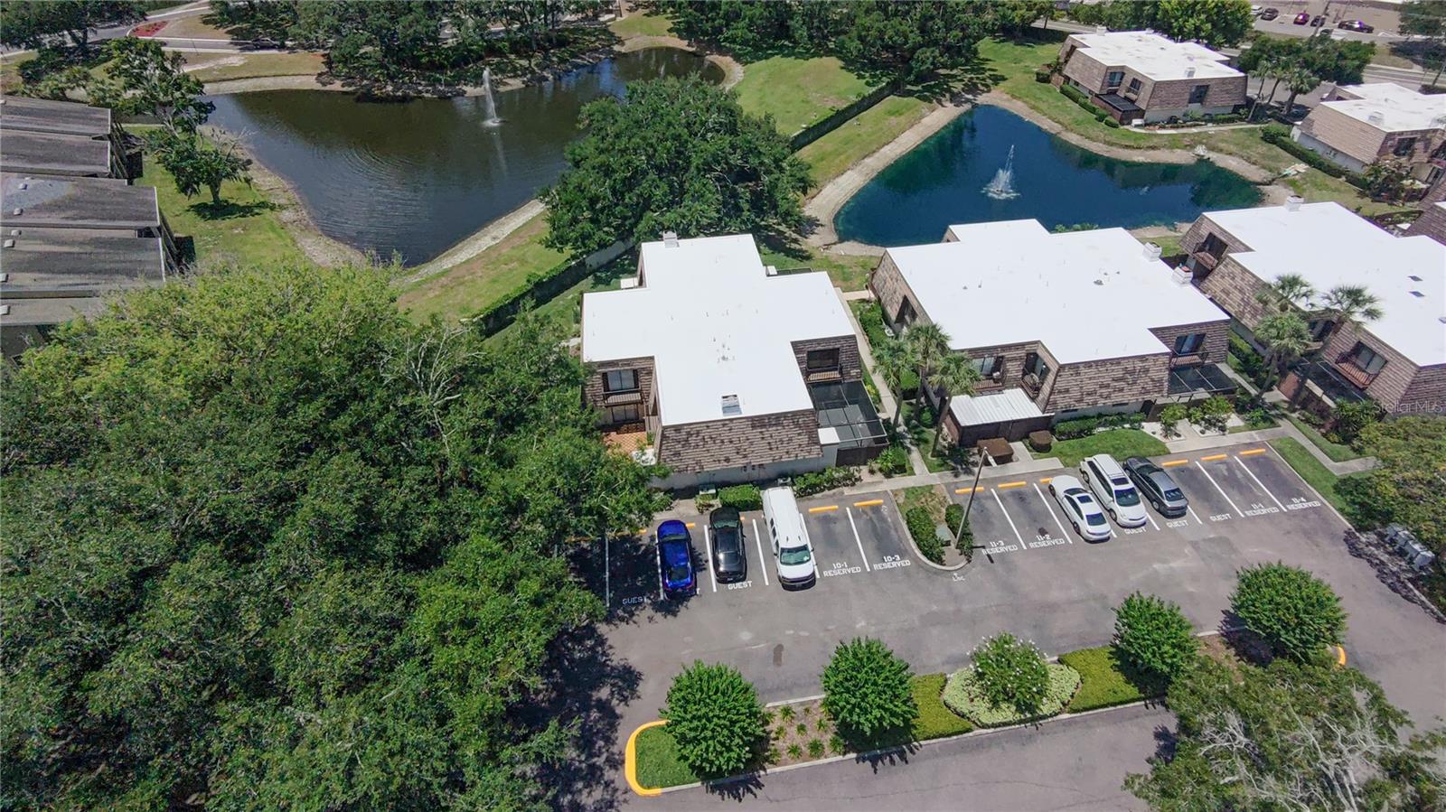 15206 W POND WOODS DR