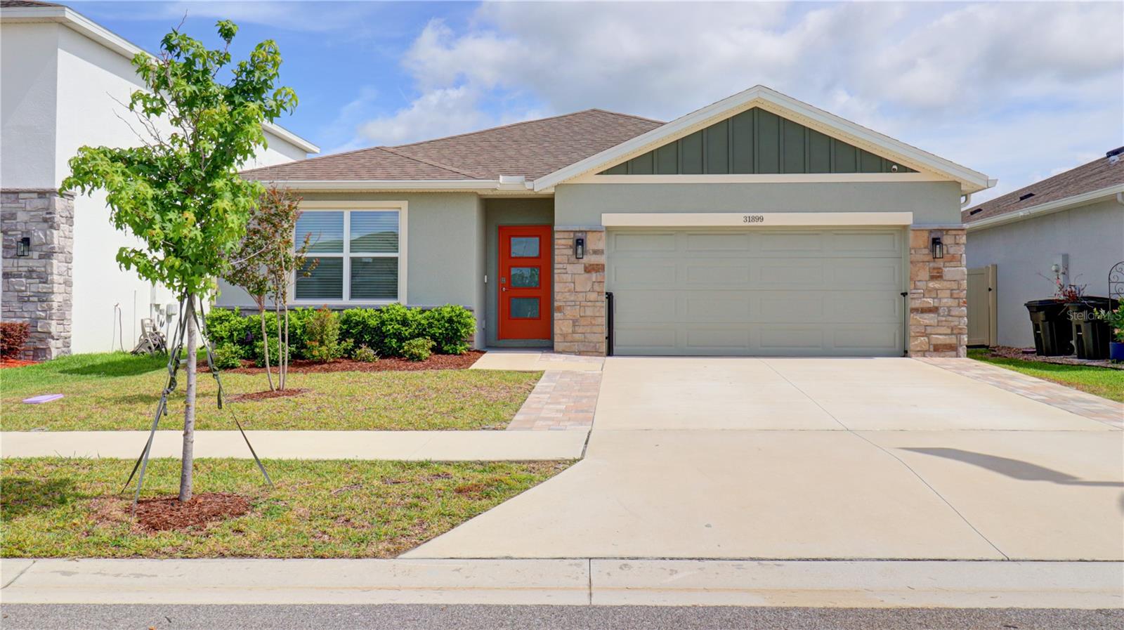 31899 OYSTER TRELLIS LN