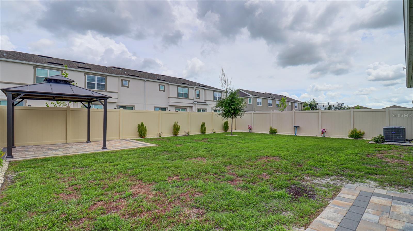 31899 OYSTER TRELLIS LN