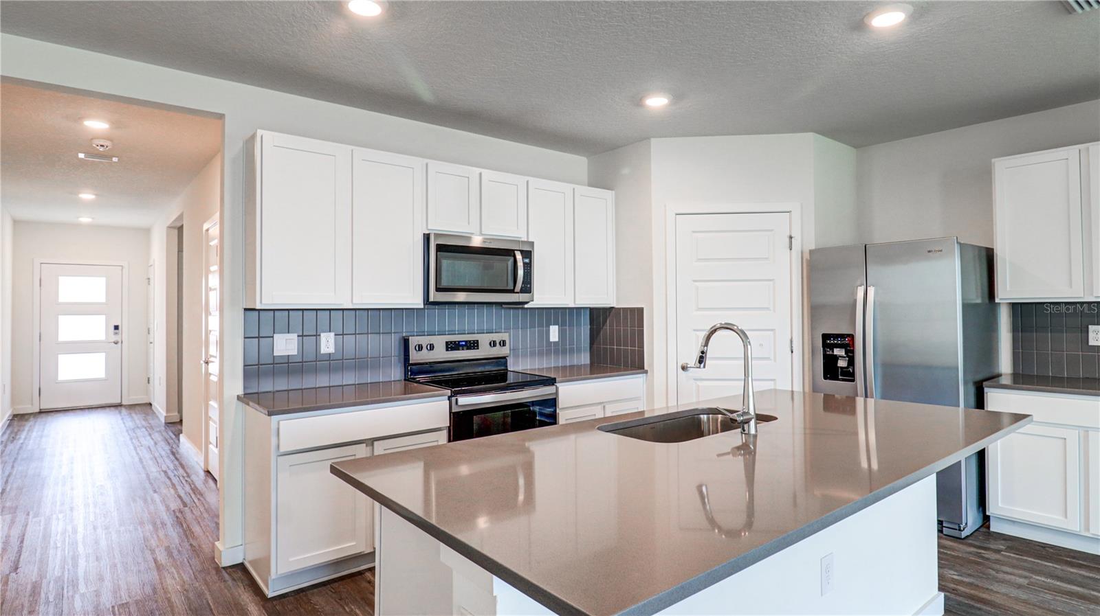 31899 OYSTER TRELLIS LN