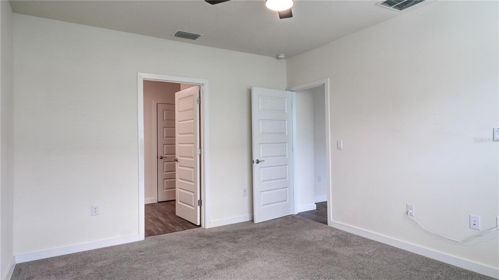 31899 OYSTER TRELLIS LN