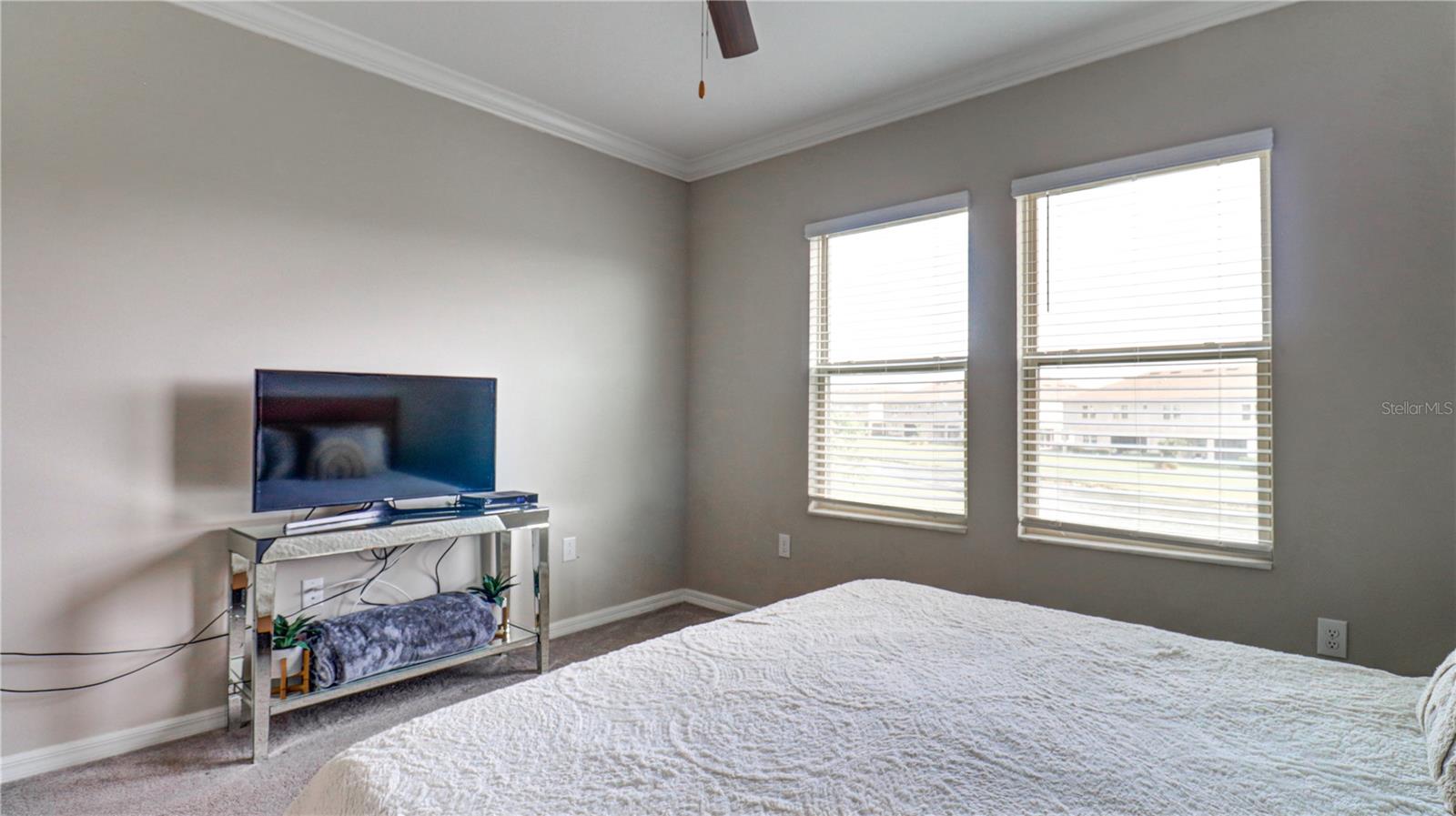 31632 BLUE PASSING LOOP