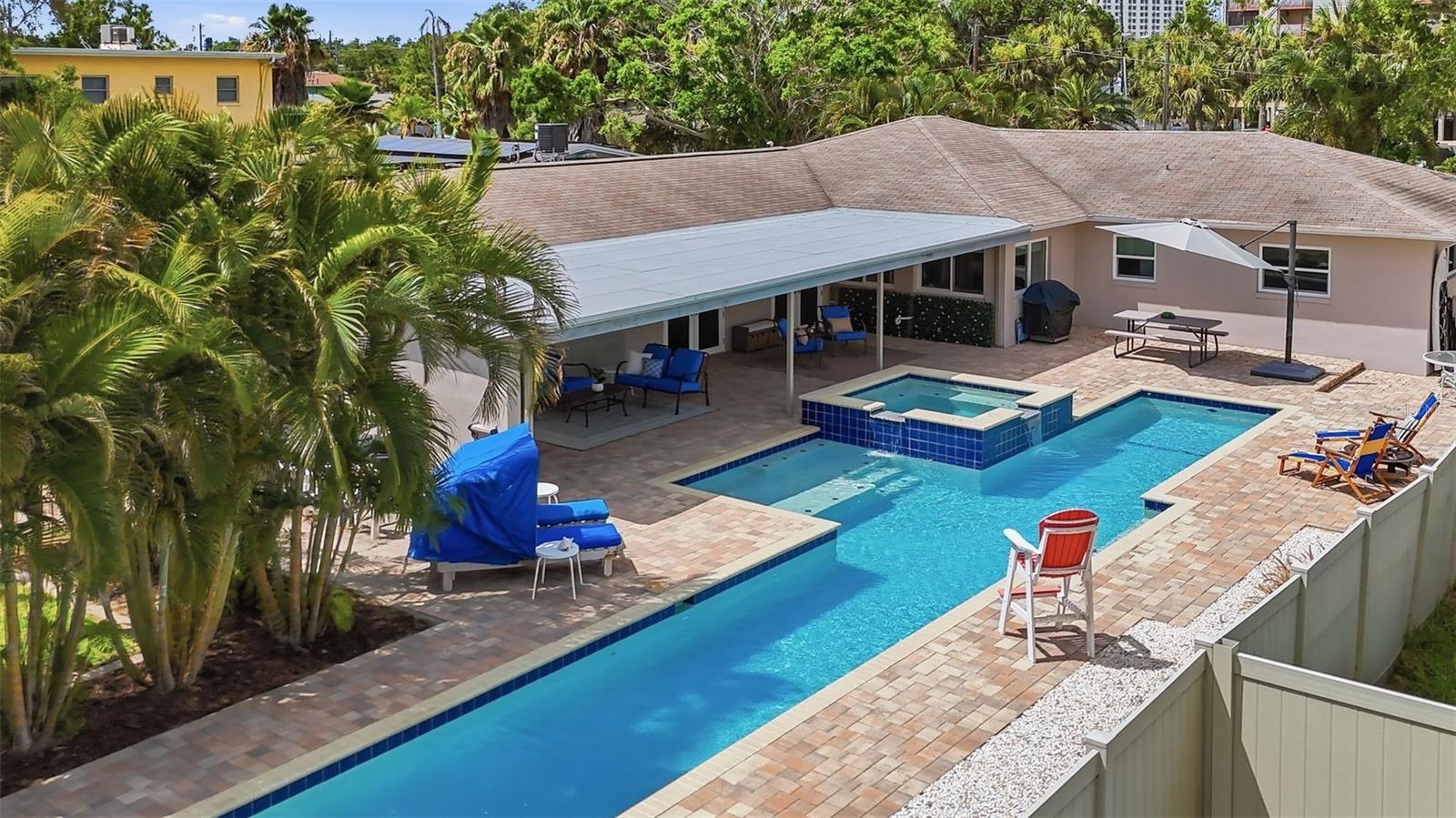 7039 HIBISCUS AVE S