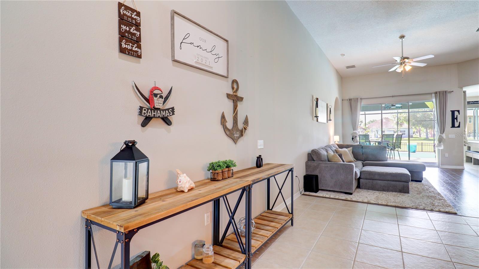 5725 JUSTICIA LOOP
